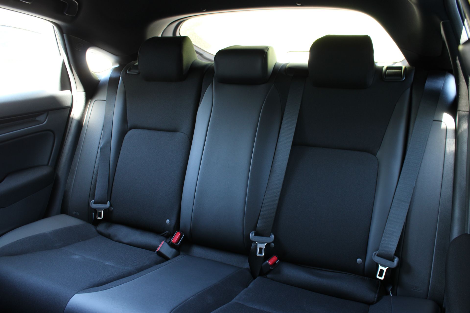 2026 Honda Civic Hatchback Sport - Photo 19