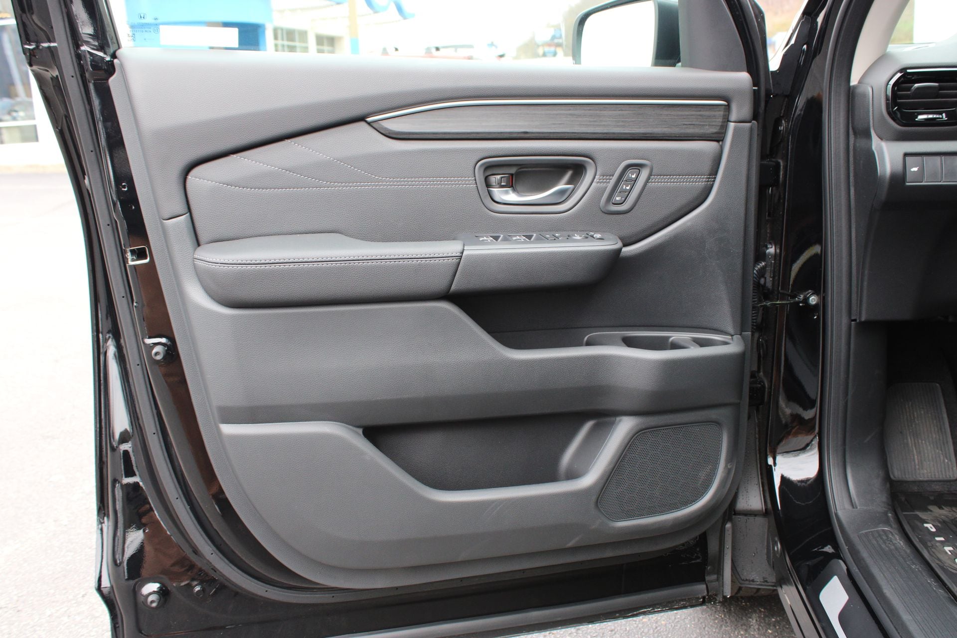 2026 Honda Pilot Touring - Photo 14