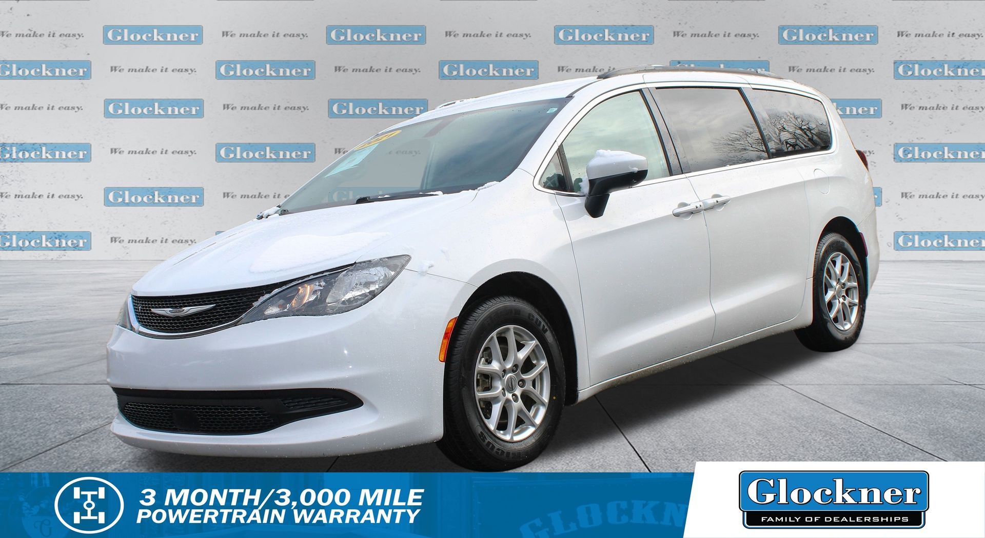 2021 Chrysler Voyager's photo