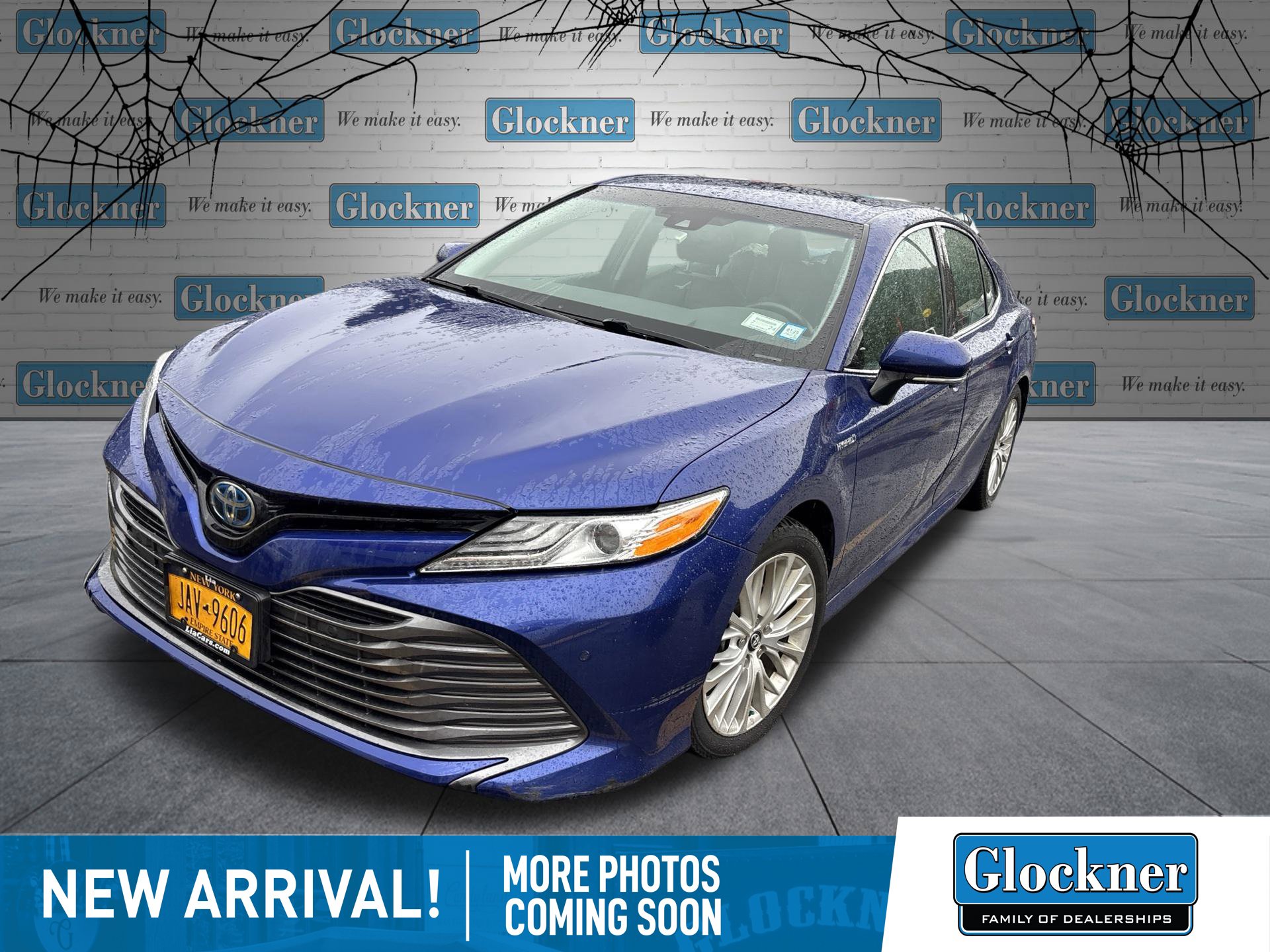  Toyota Camry Hybrid