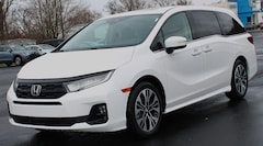2026 Honda Odyssey Elite Van Passenger