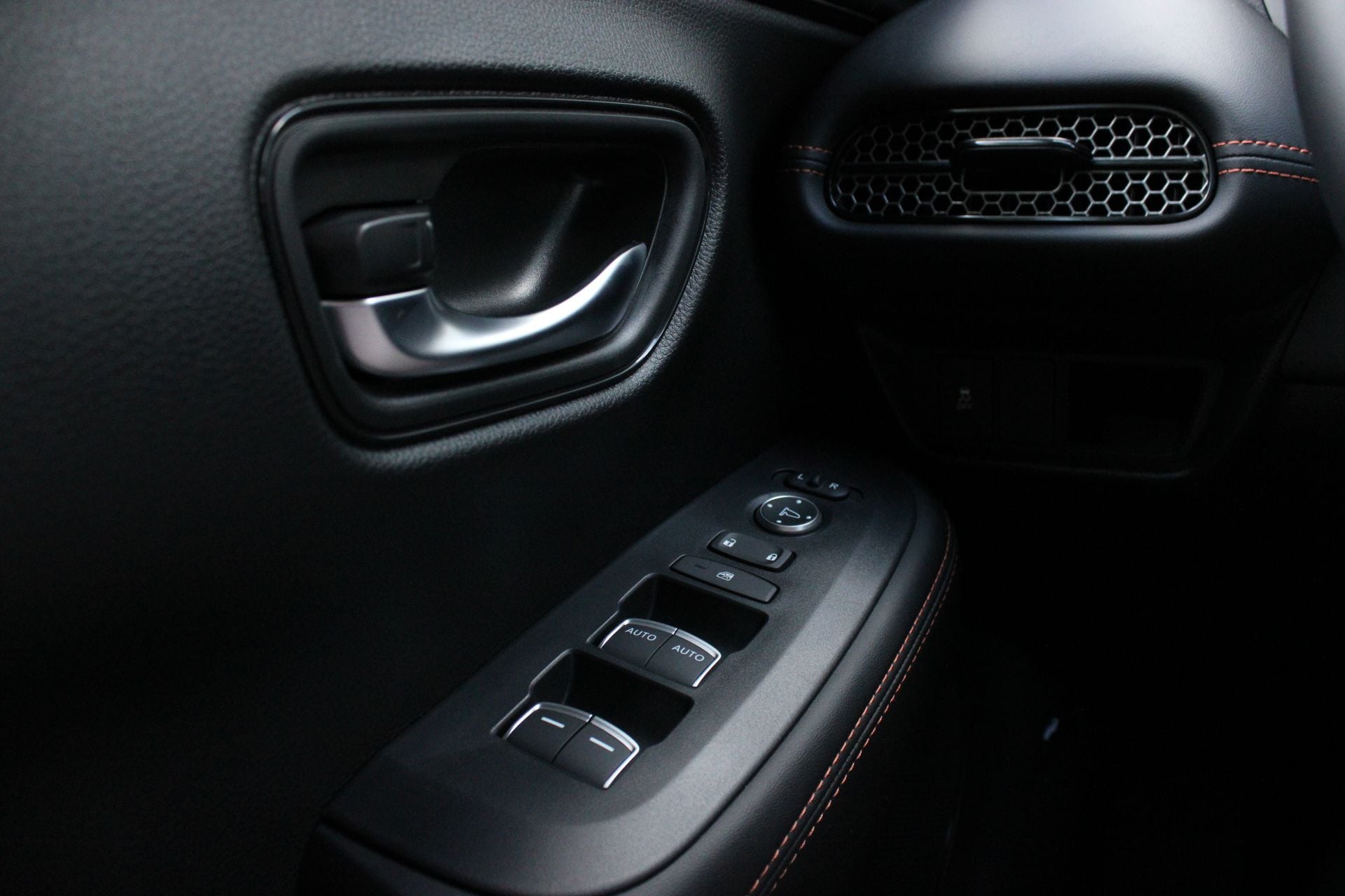 2027 Honda HR-V Sport - Photo 24