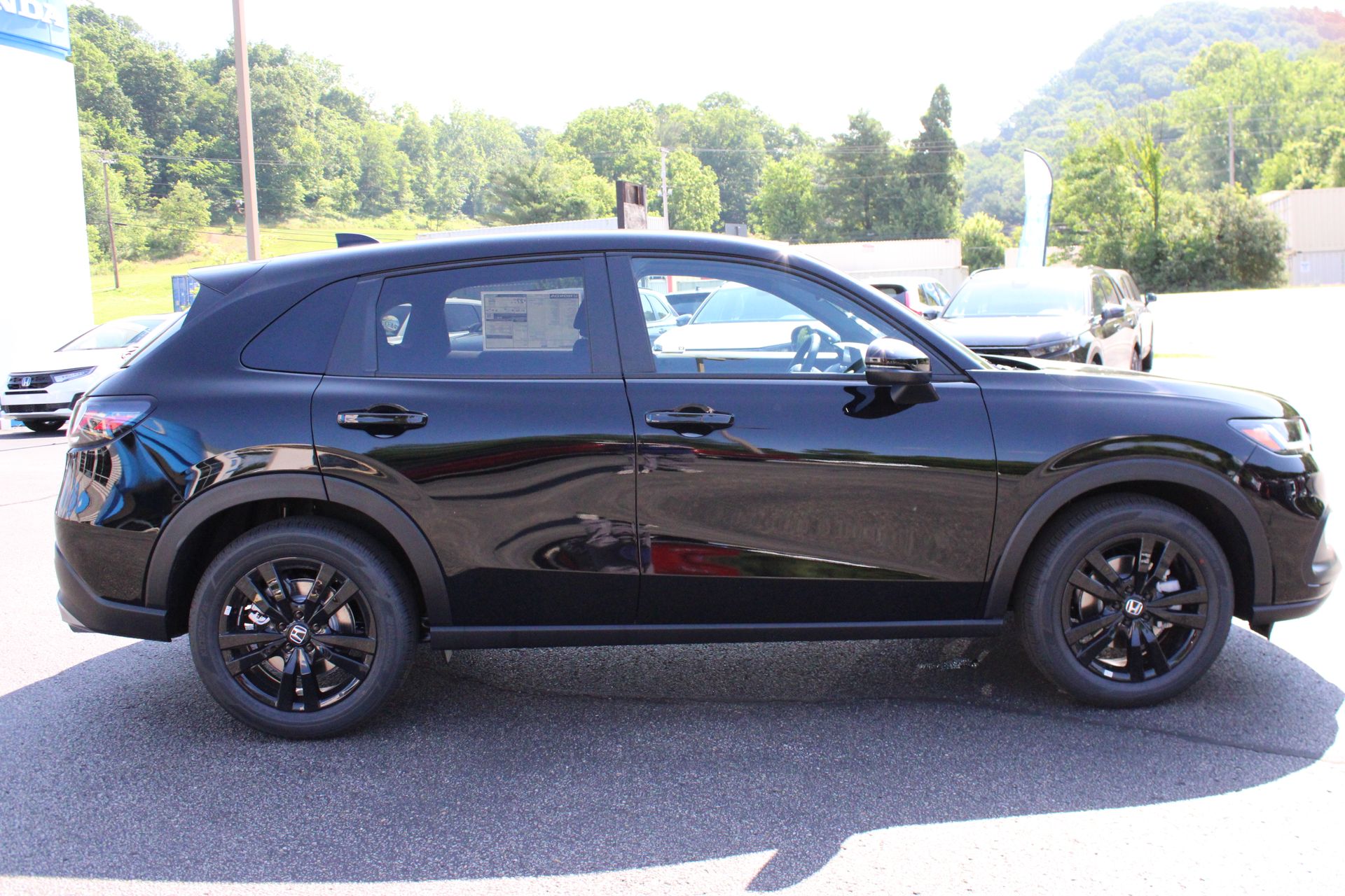 2027 Honda HR-V Sport - Photo 6