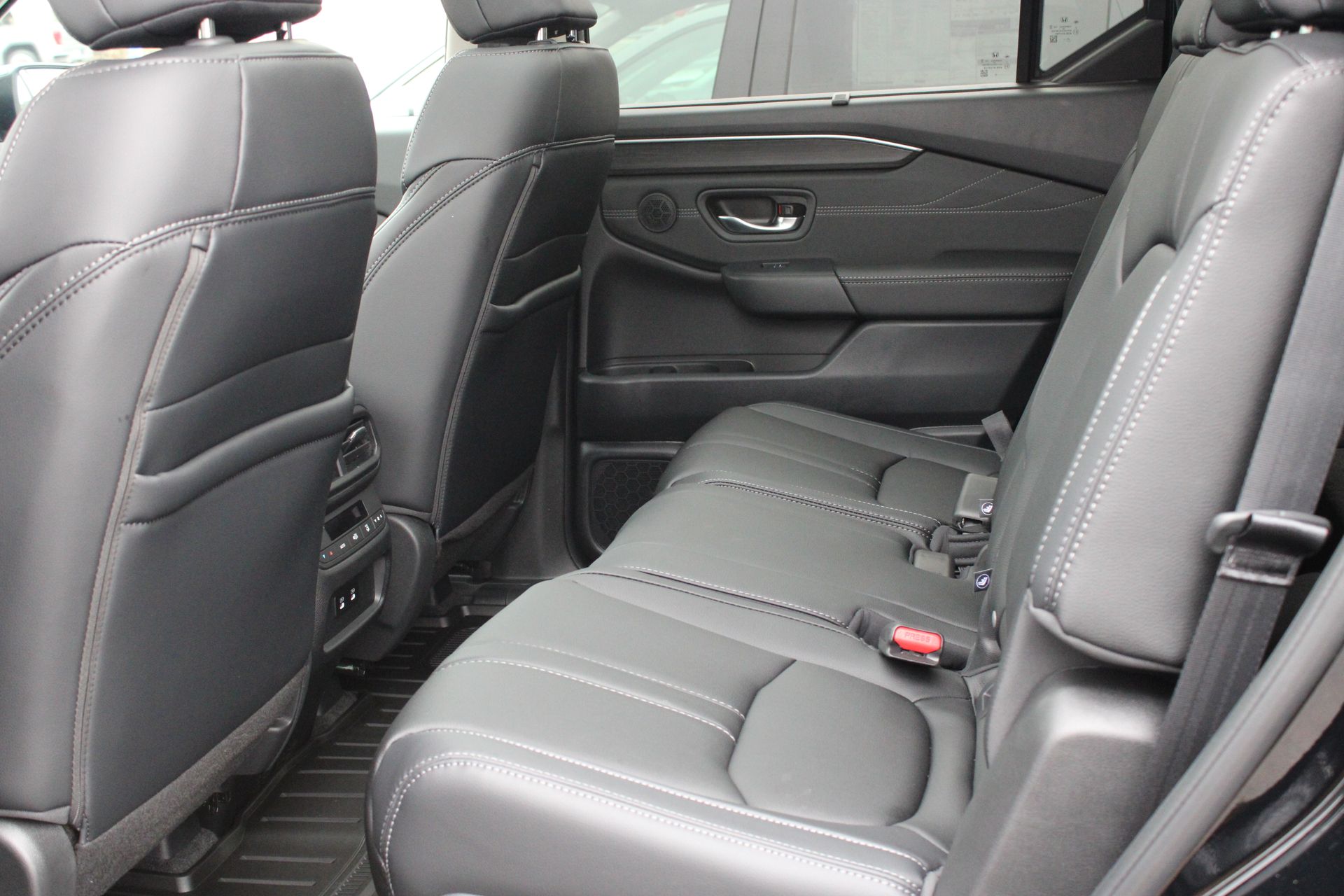2026 Honda Pilot Touring - Photo 20