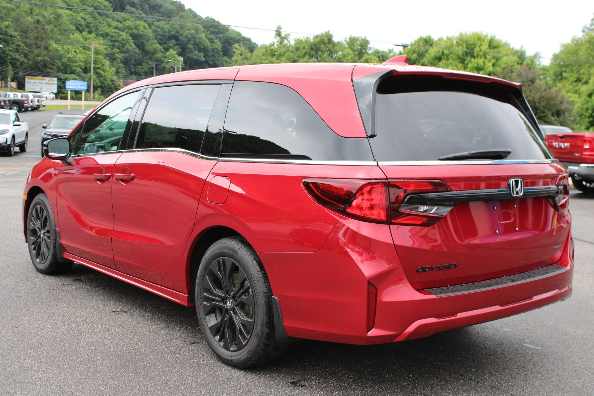 2026 Honda Odyssey Sport L - Photo 11
