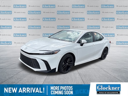 2025 Toyota Camry SE Sedan