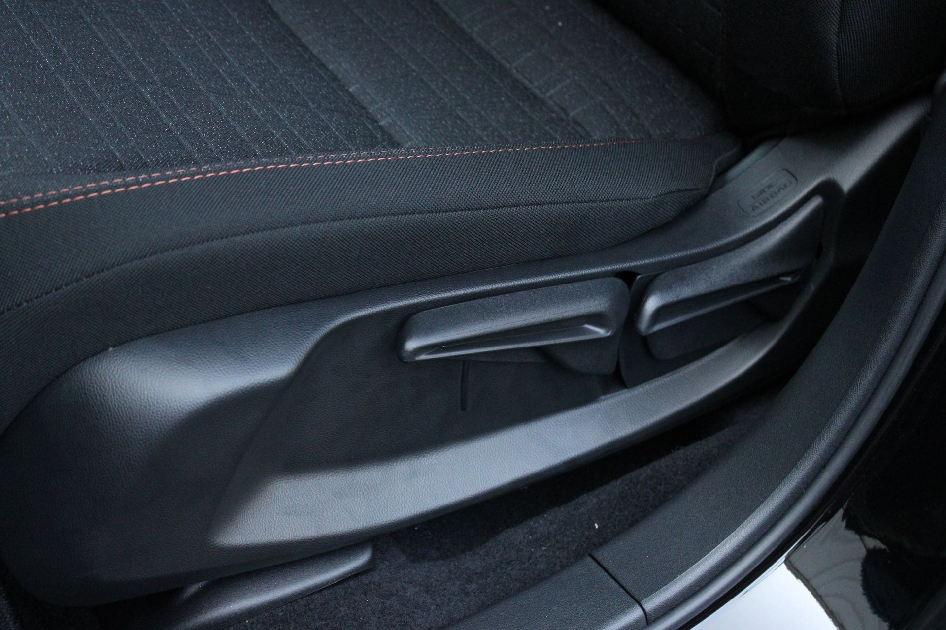 2027 Honda HR-V Sport - Photo 14