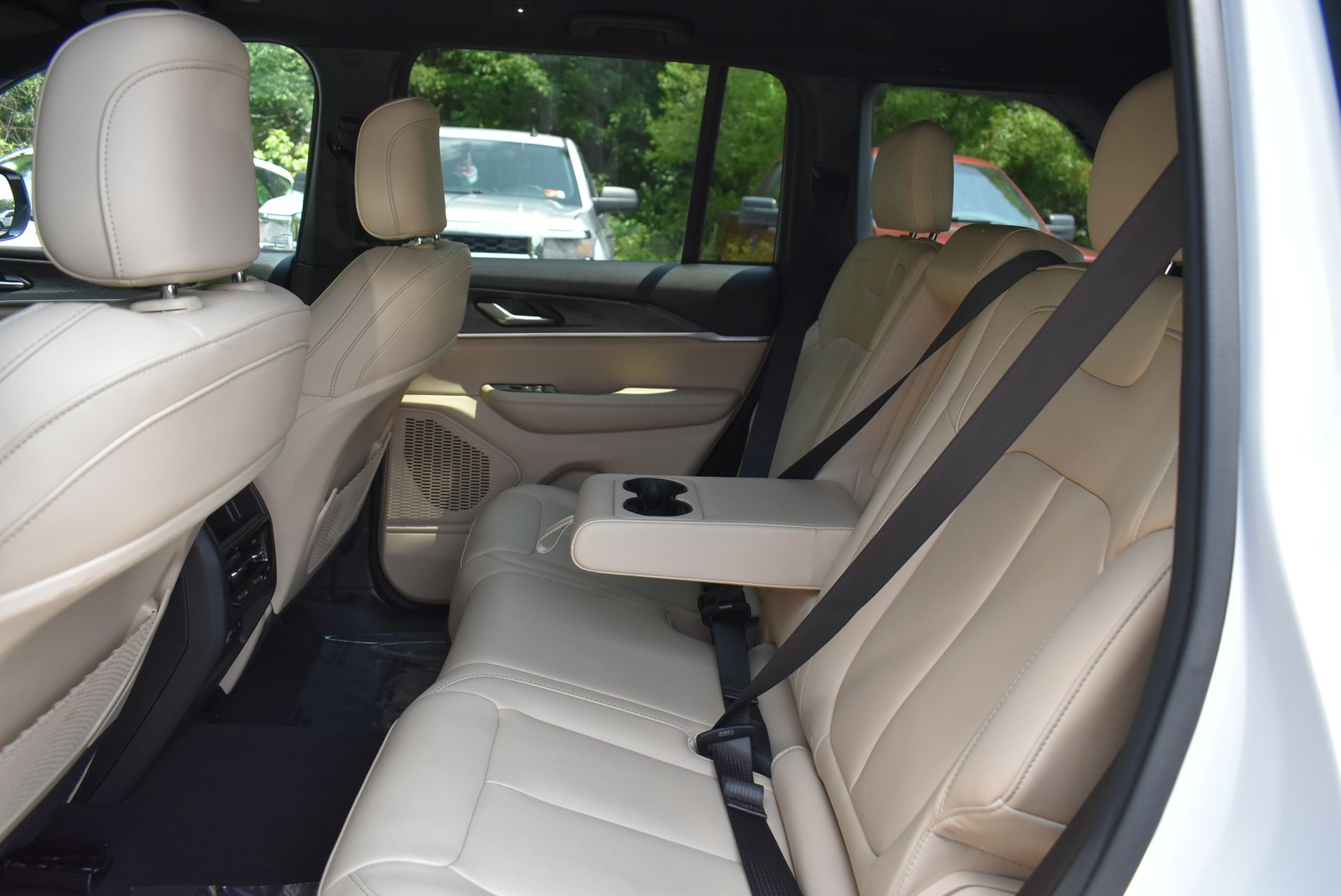 2024 Jeep Grand Cherokee Limited - Photo 17