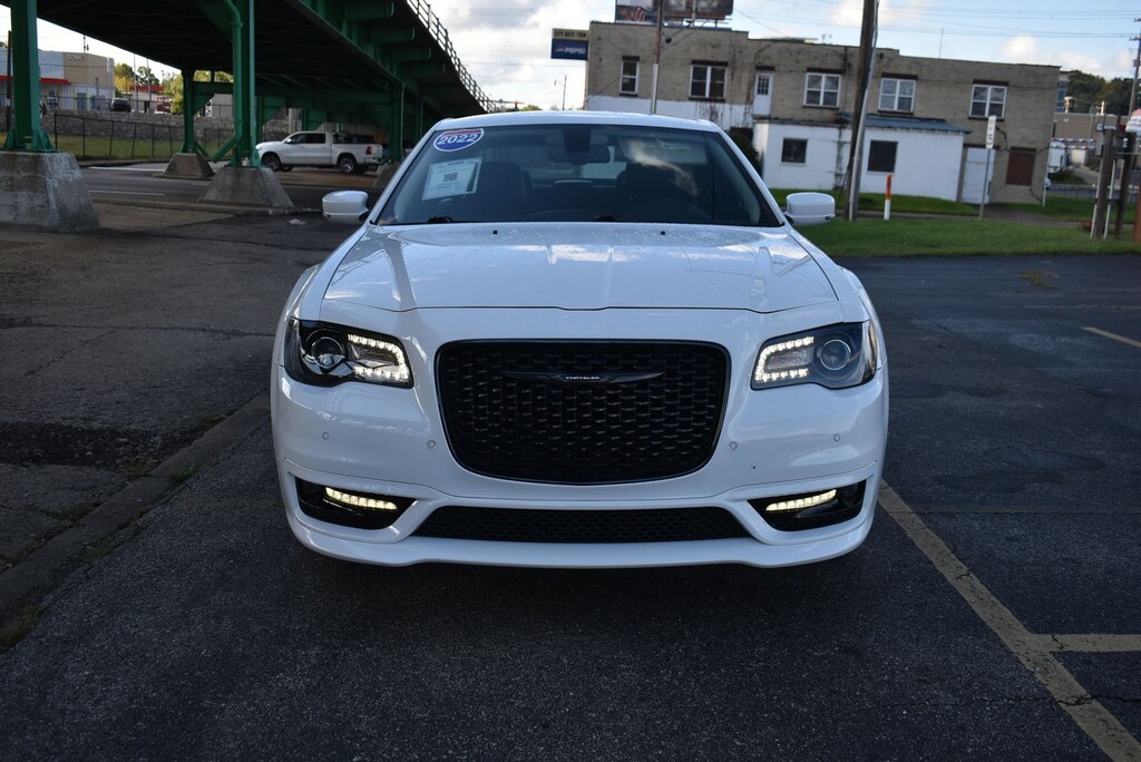Certified 2022 Chrysler 300 Touring Sedan
