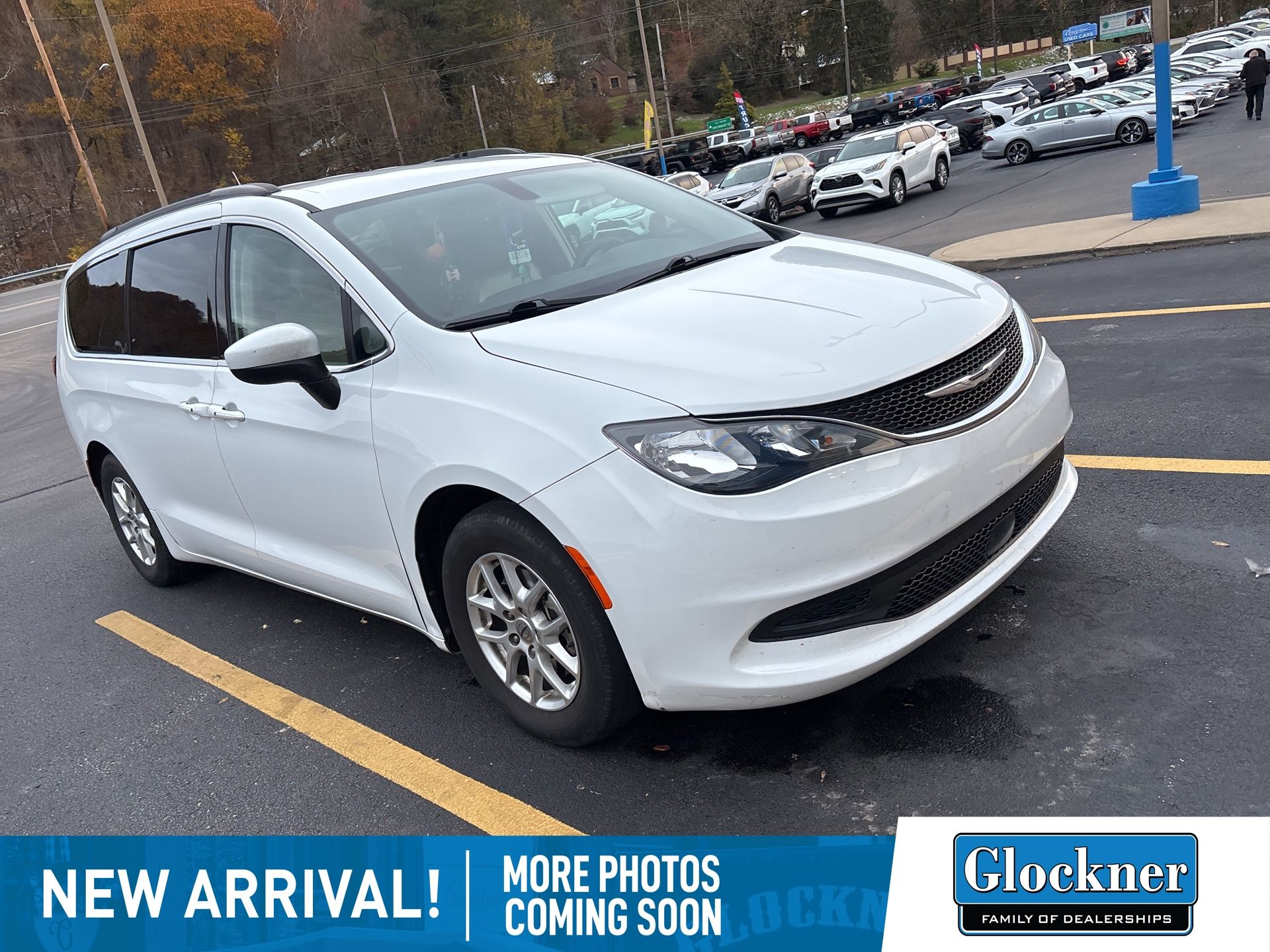 2021 Chrysler Voyager LXi photo 2