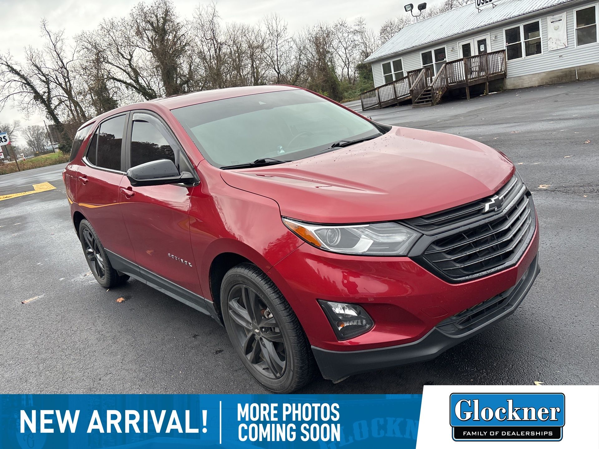 2021 Chevrolet Equinox LT photo 2