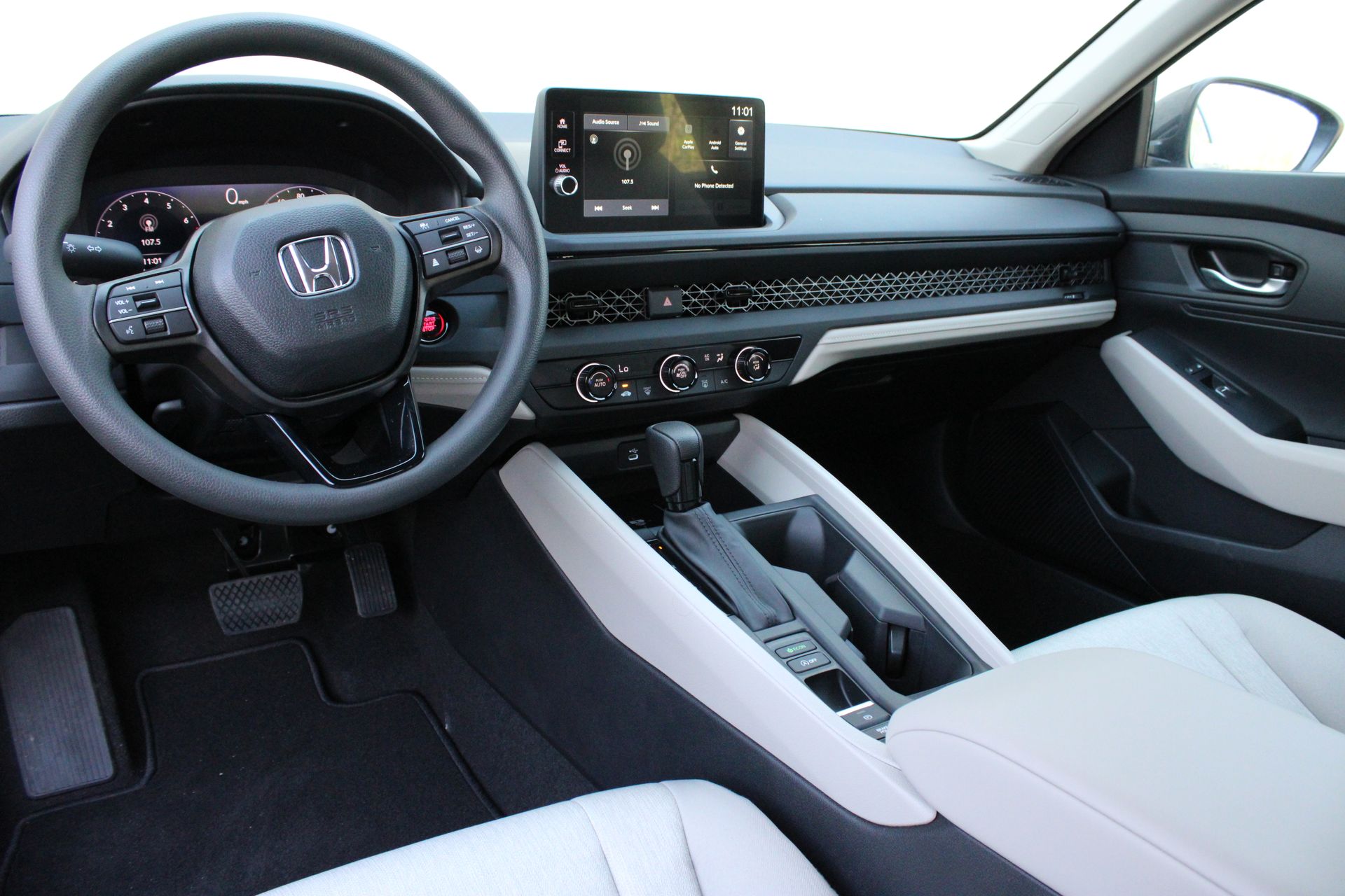 2026 Honda Accord LX - Photo 18