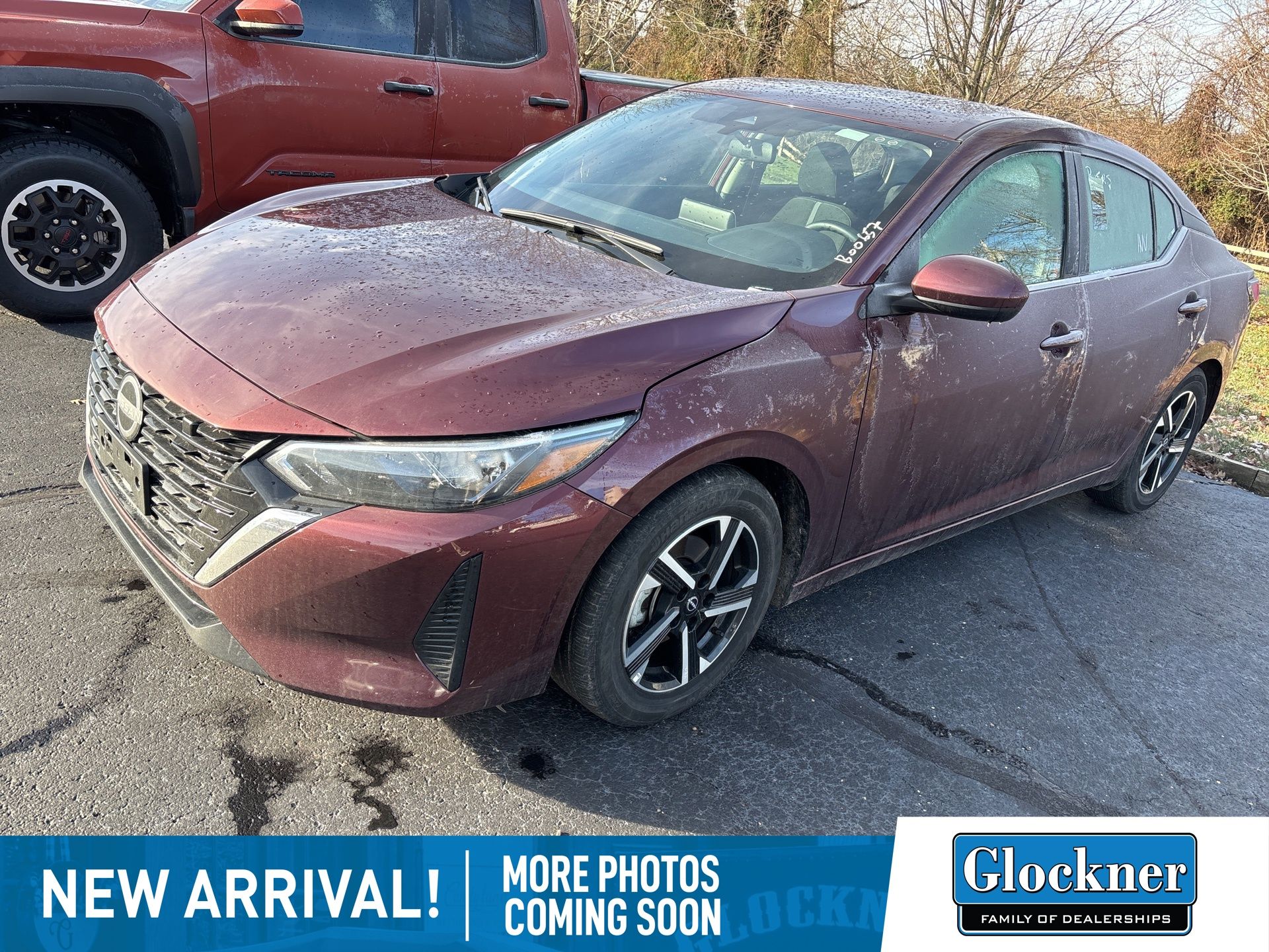 2024 Nissan Sentra SV's photo