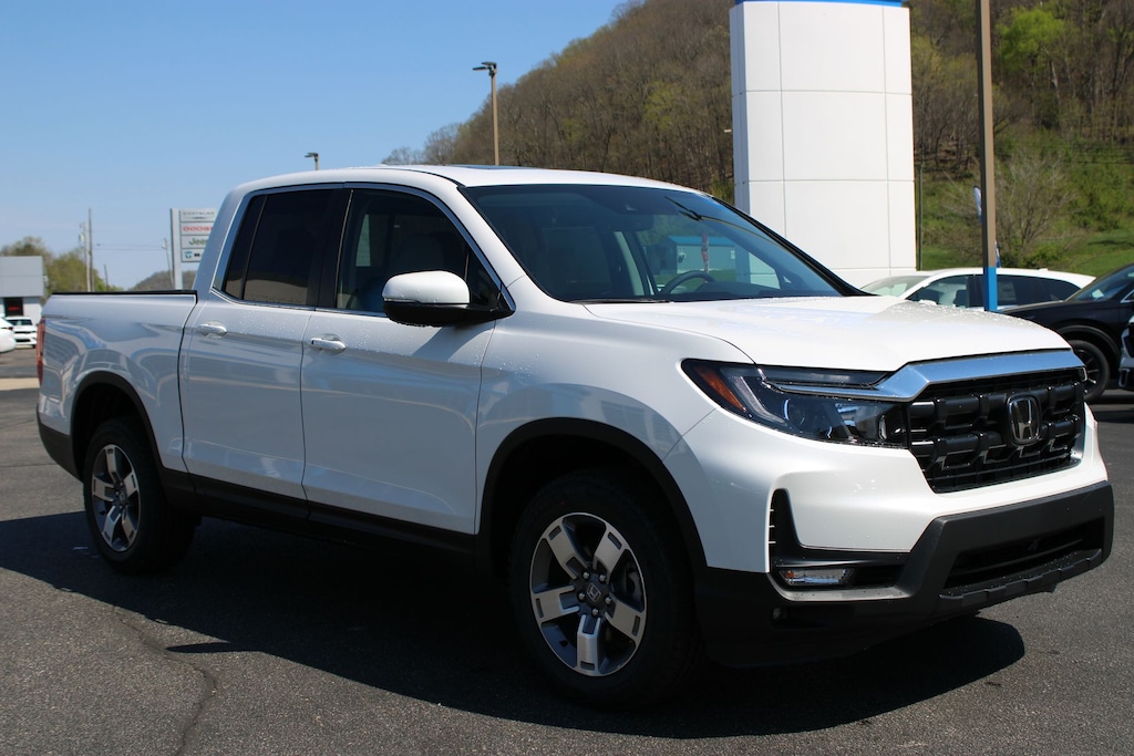 New 2026 Honda Ridgeline RTL Truck Crew Cab