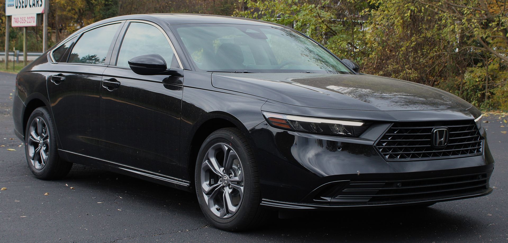 2025 Honda Accord Hybrid EX-L photo 3