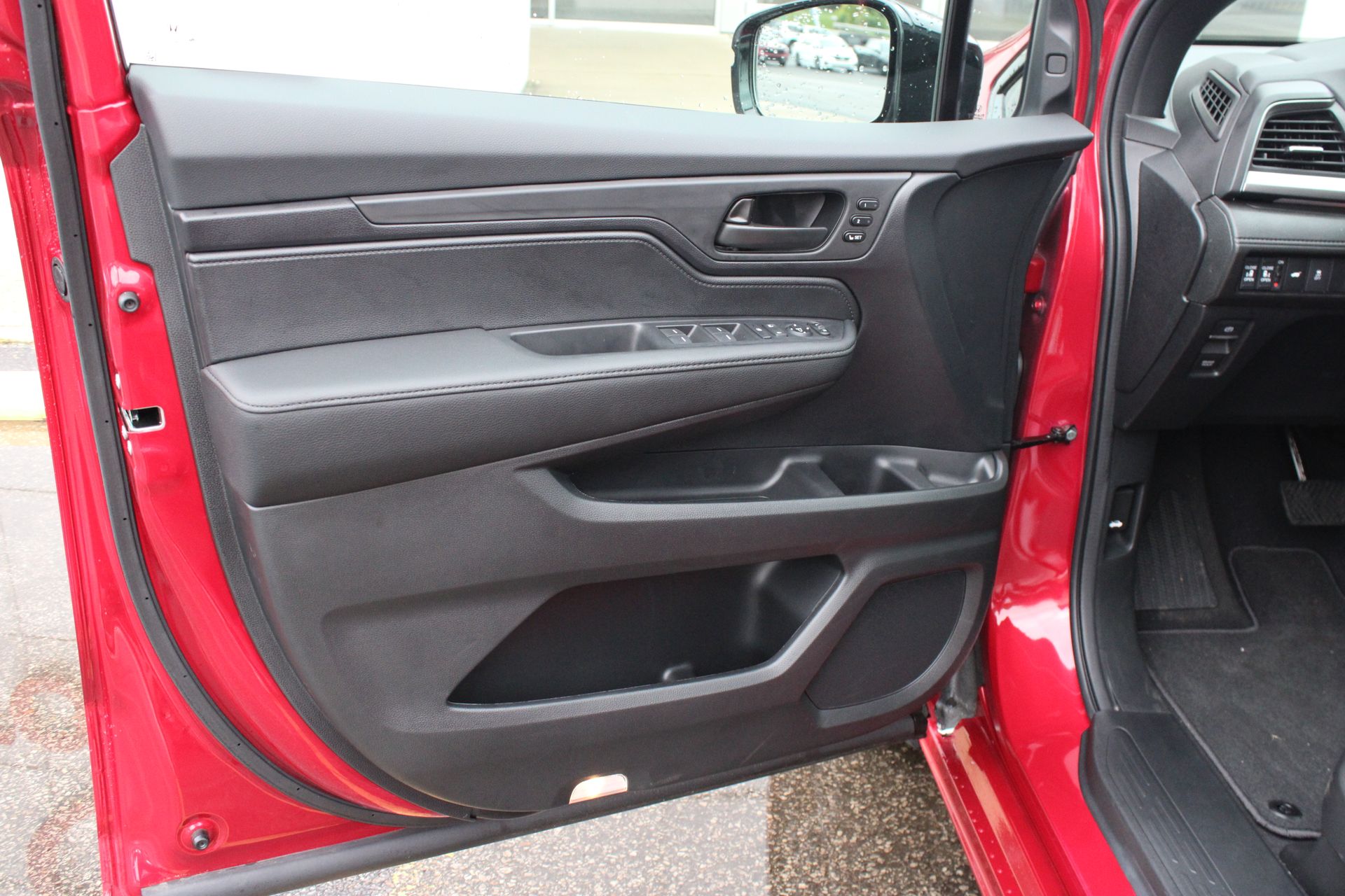 2026 Honda Odyssey Sport L - Photo 14