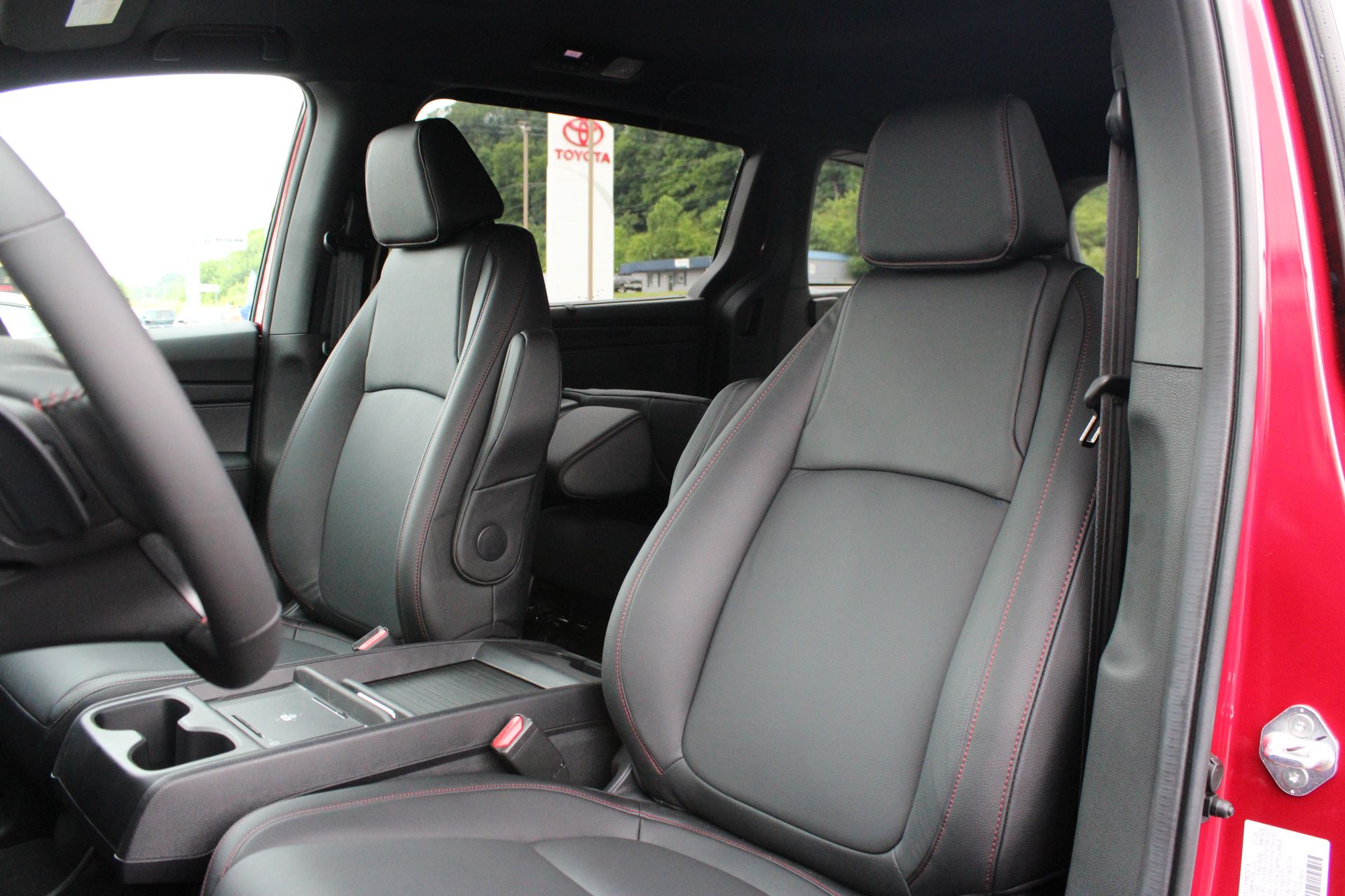 2026 Honda Odyssey Sport L - Photo 17