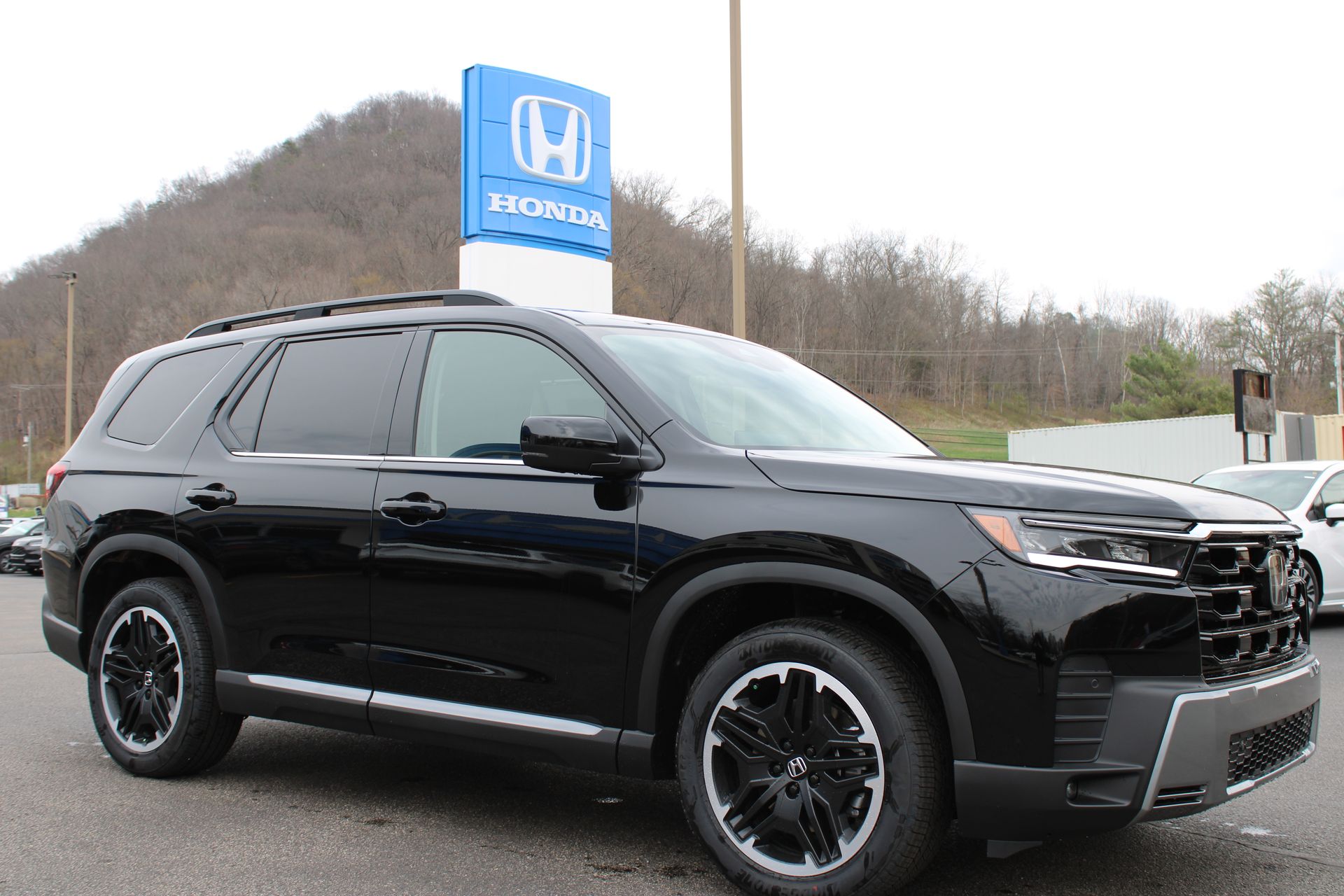 2026 Honda Pilot Touring - Photo 6
