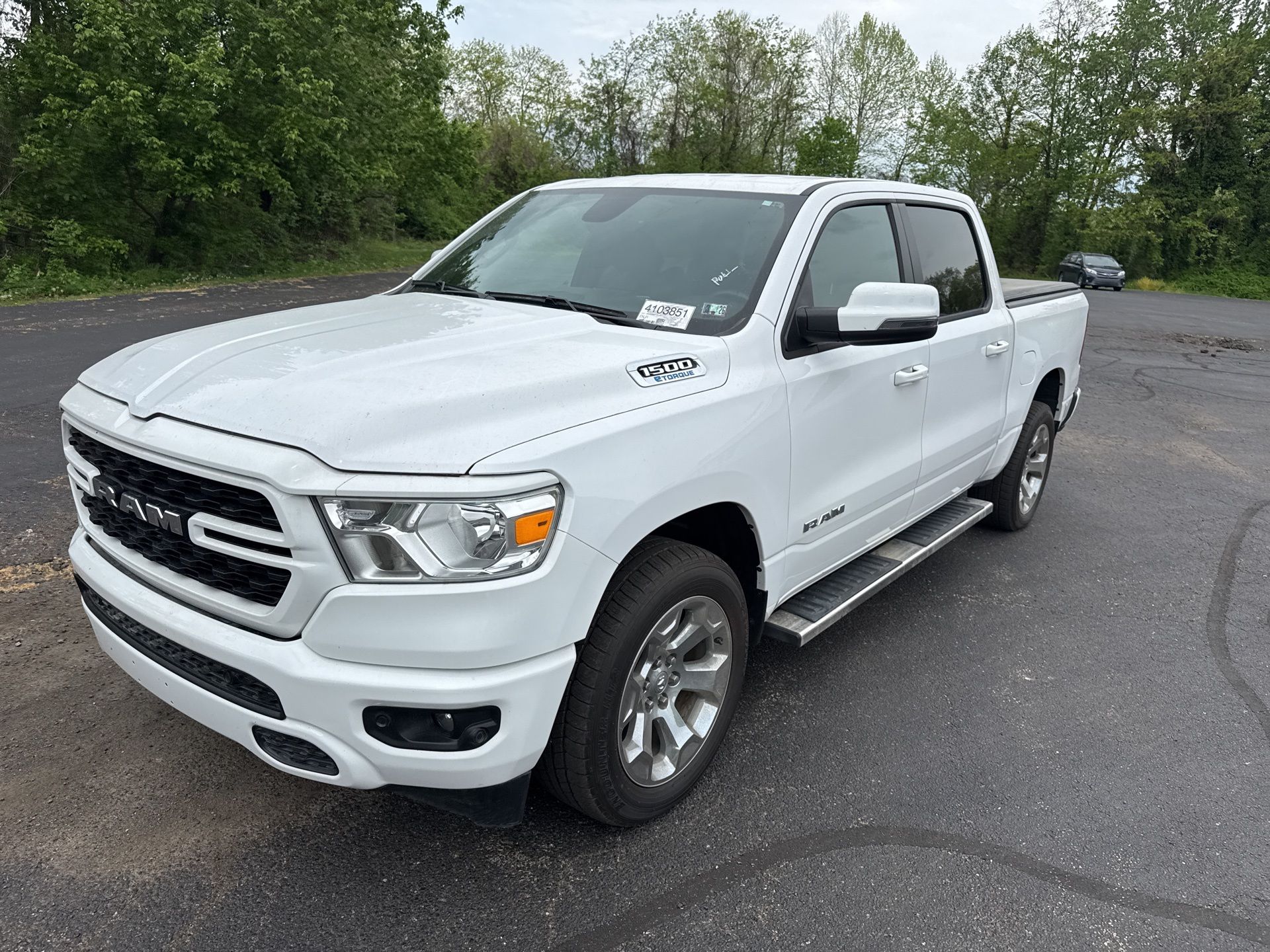 2024 RAM 1500 Big Horn/Lone Star 4x4 Crew Cab 5'7's photo