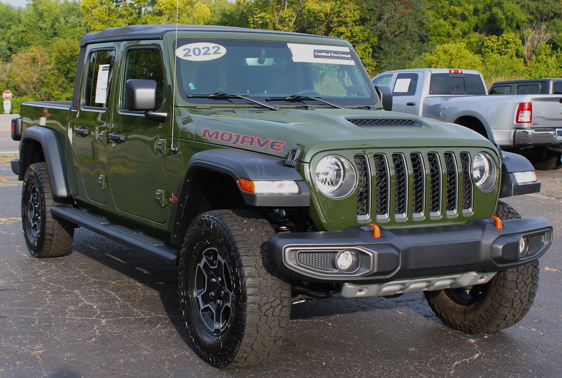 2022 Jeep Gladiator Mojave photo 3