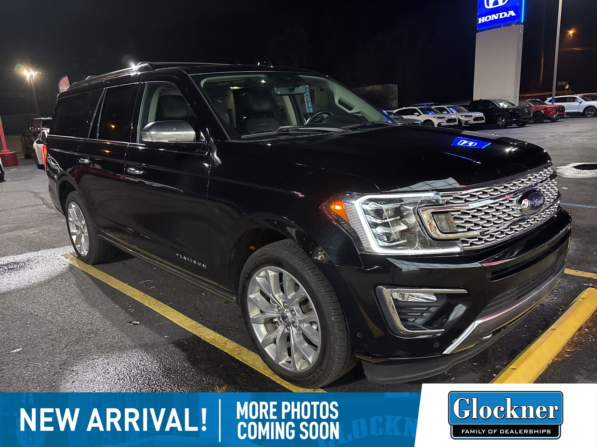 2019 Ford Expedition MAX Platinum photo 2