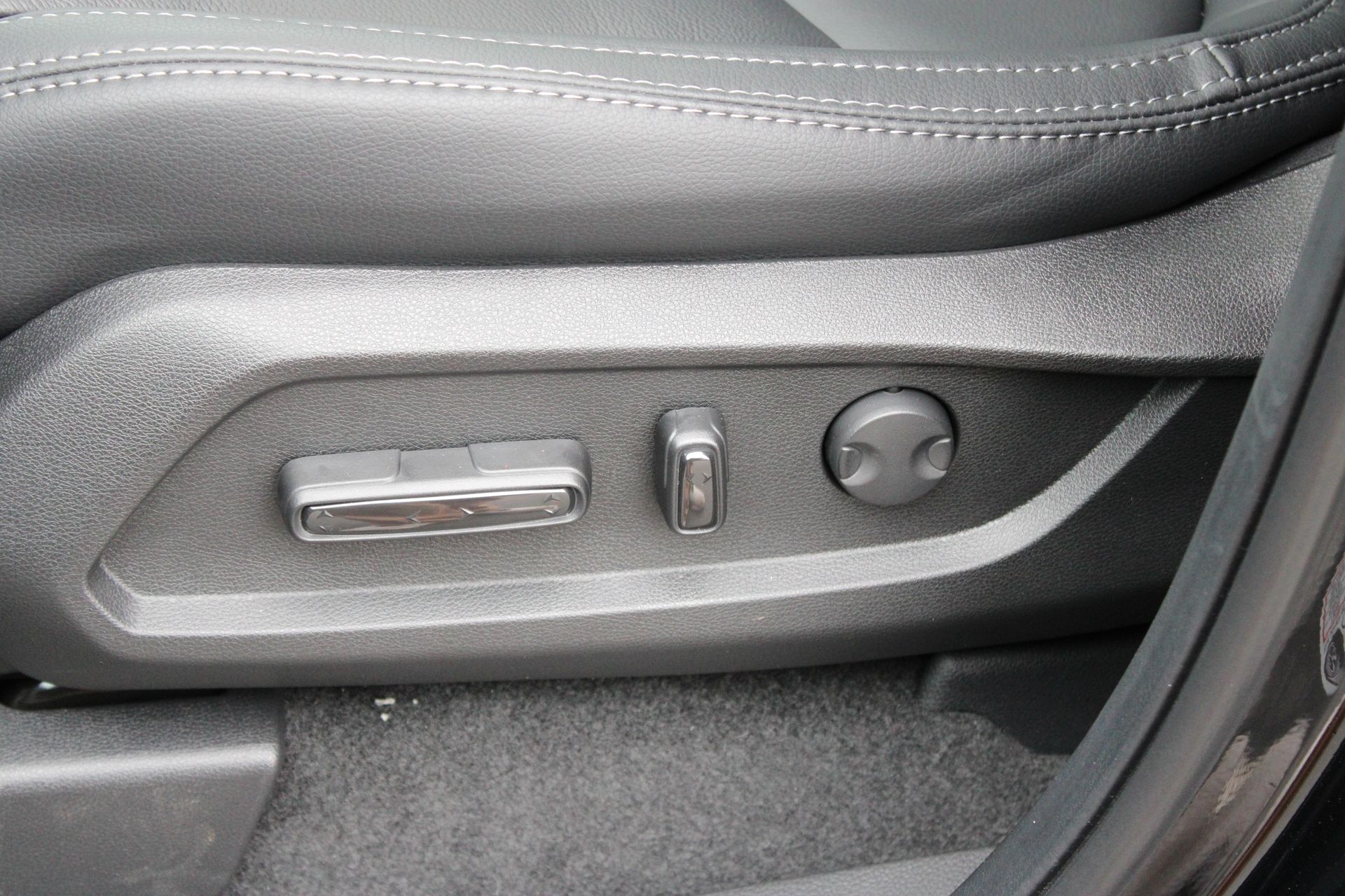 2026 Honda Pilot Touring - Photo 16