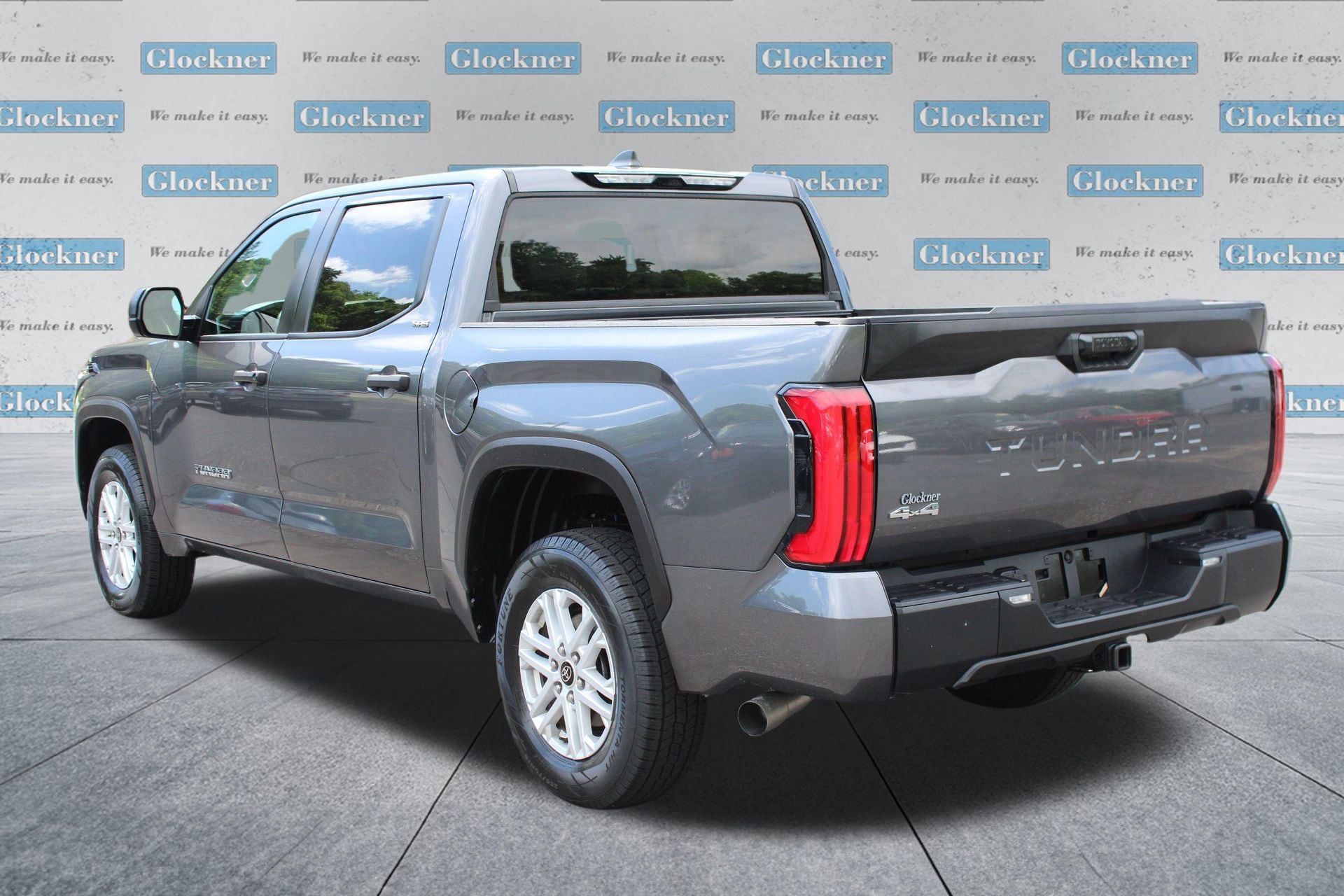 2024 Toyota Tundra SR5 - Photo 10