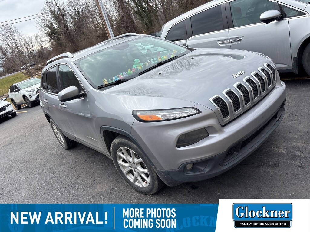 Used 2016 Jeep Cherokee Latitude SUV
