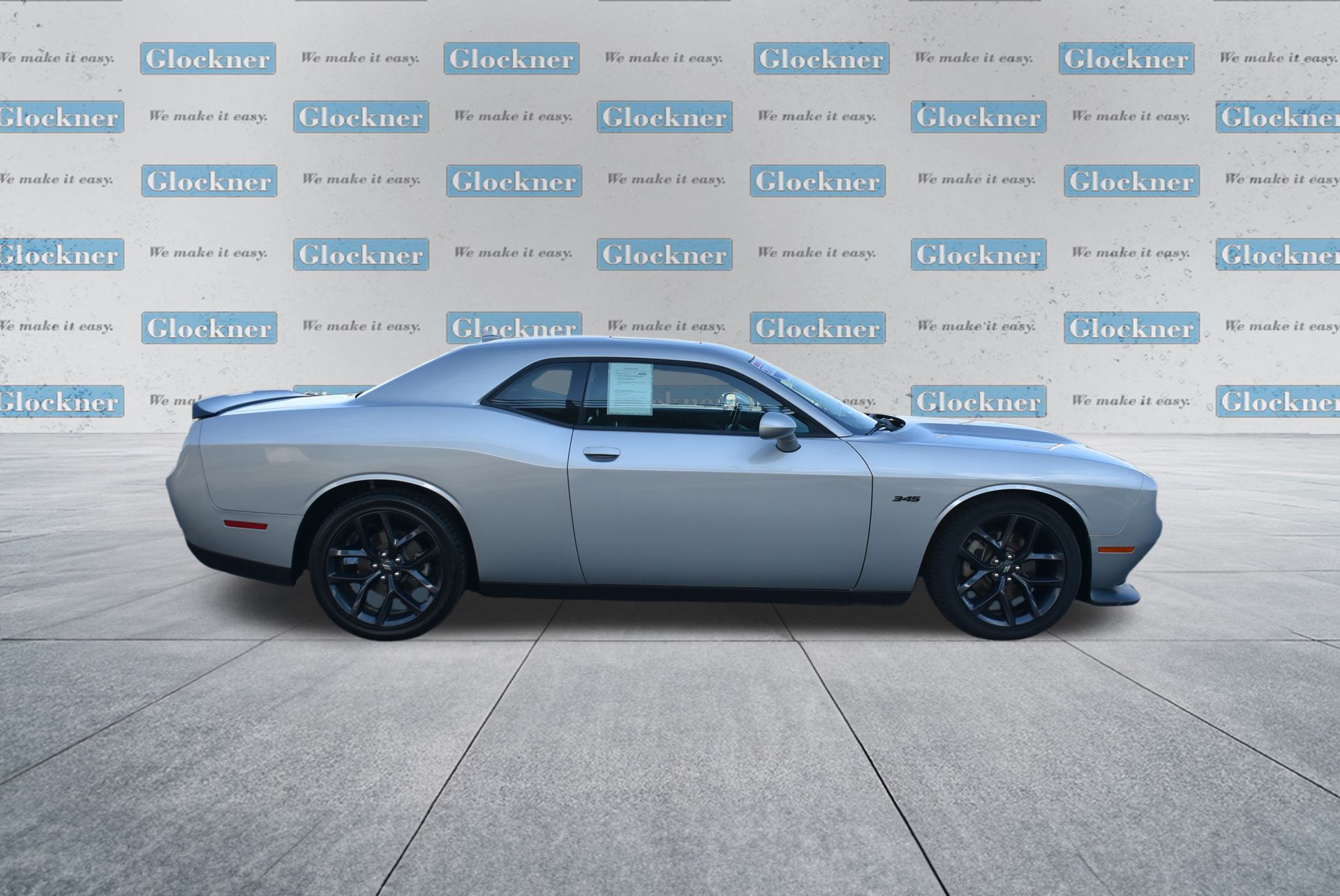 2023 Dodge Challenger R/T photo 4