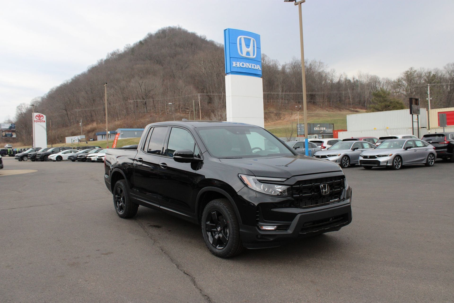 2026 Honda Ridgeline Black Edition - Photo 6