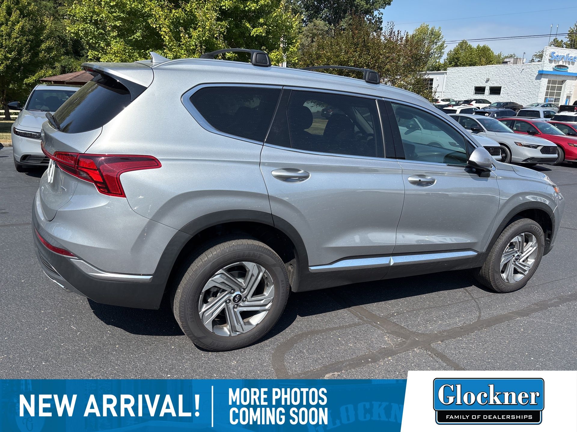 2022 Hyundai Santa Fe SEL photo 3