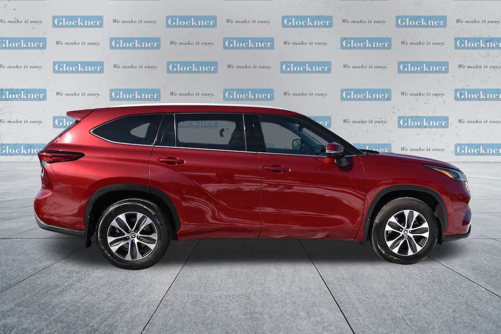 Used 2022 Toyota Highlander XLE SUV