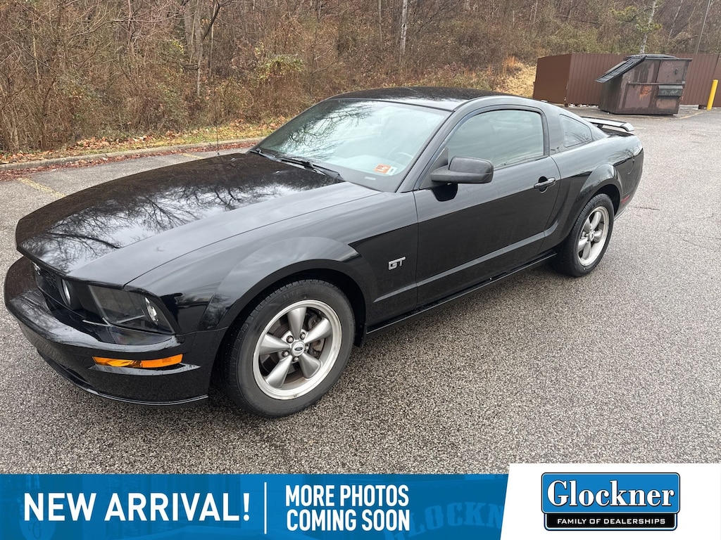 Used 2006 Ford Mustang GT Deluxe Coupe