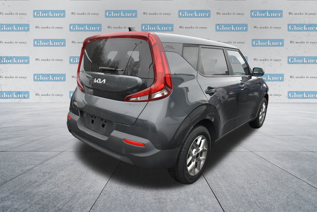 Used 2022 Kia Soul LX Hatchback