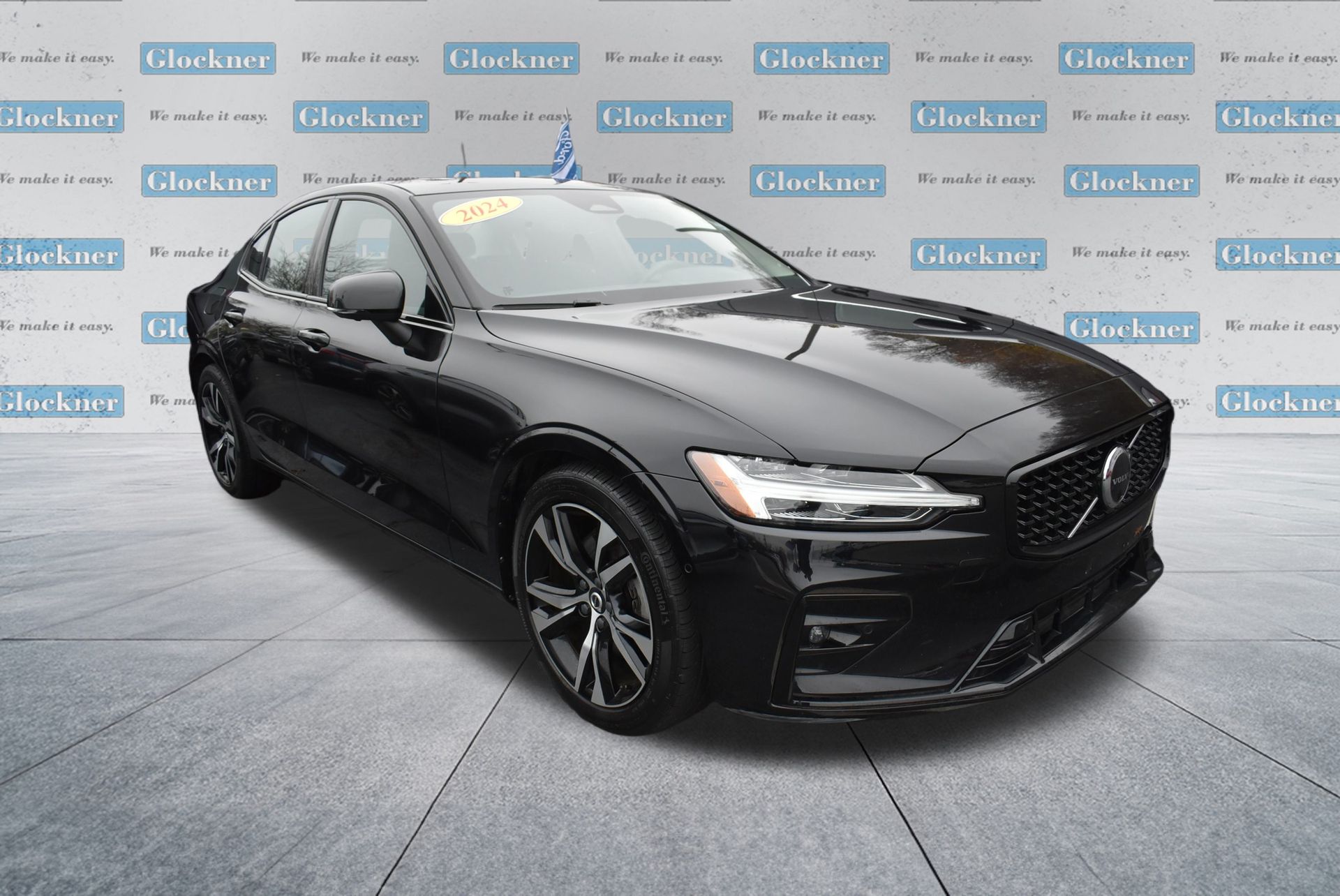 2024 Volvo S60 B5 Plus photo 3