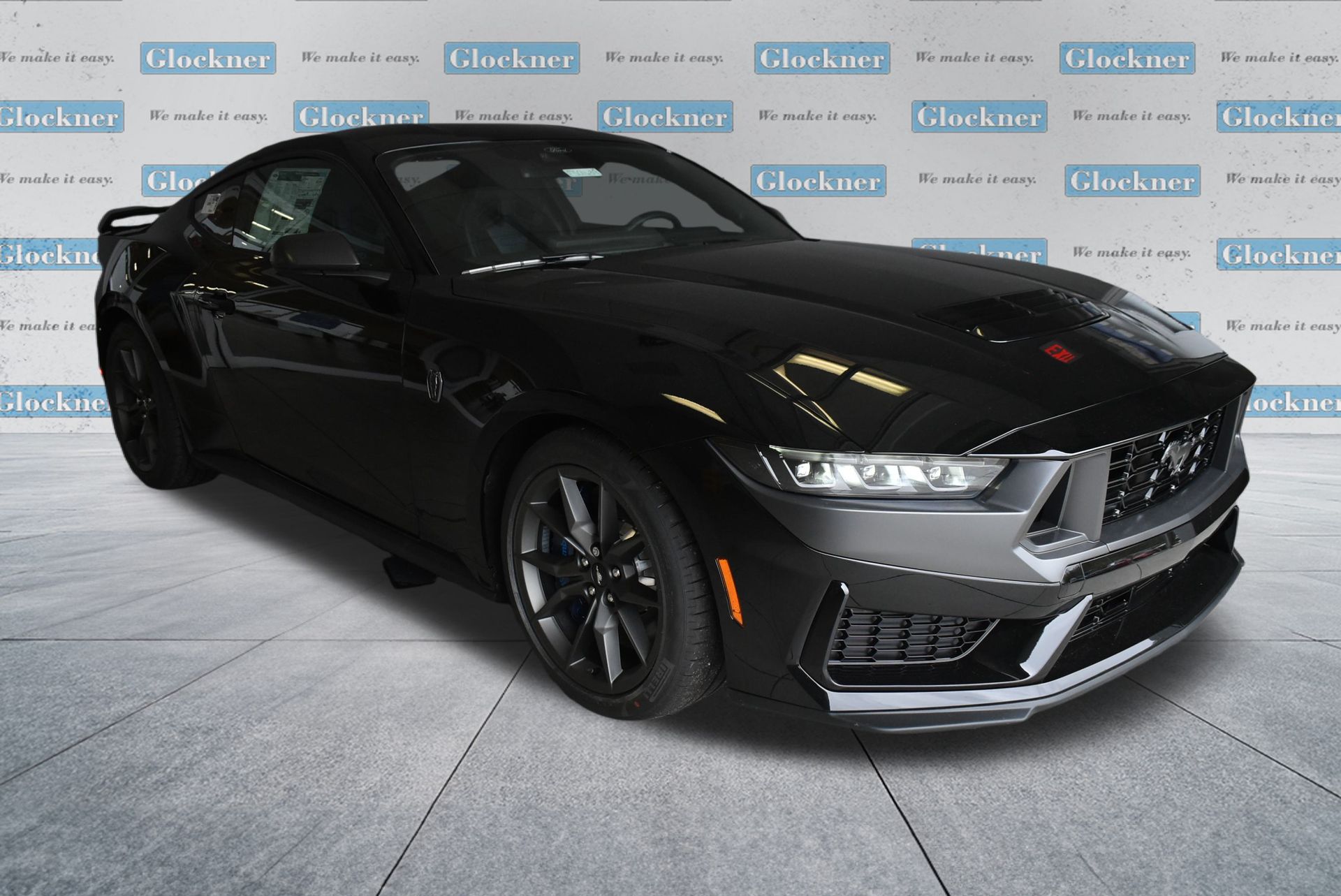 2025 Ford Mustang Dark Horse photo 2