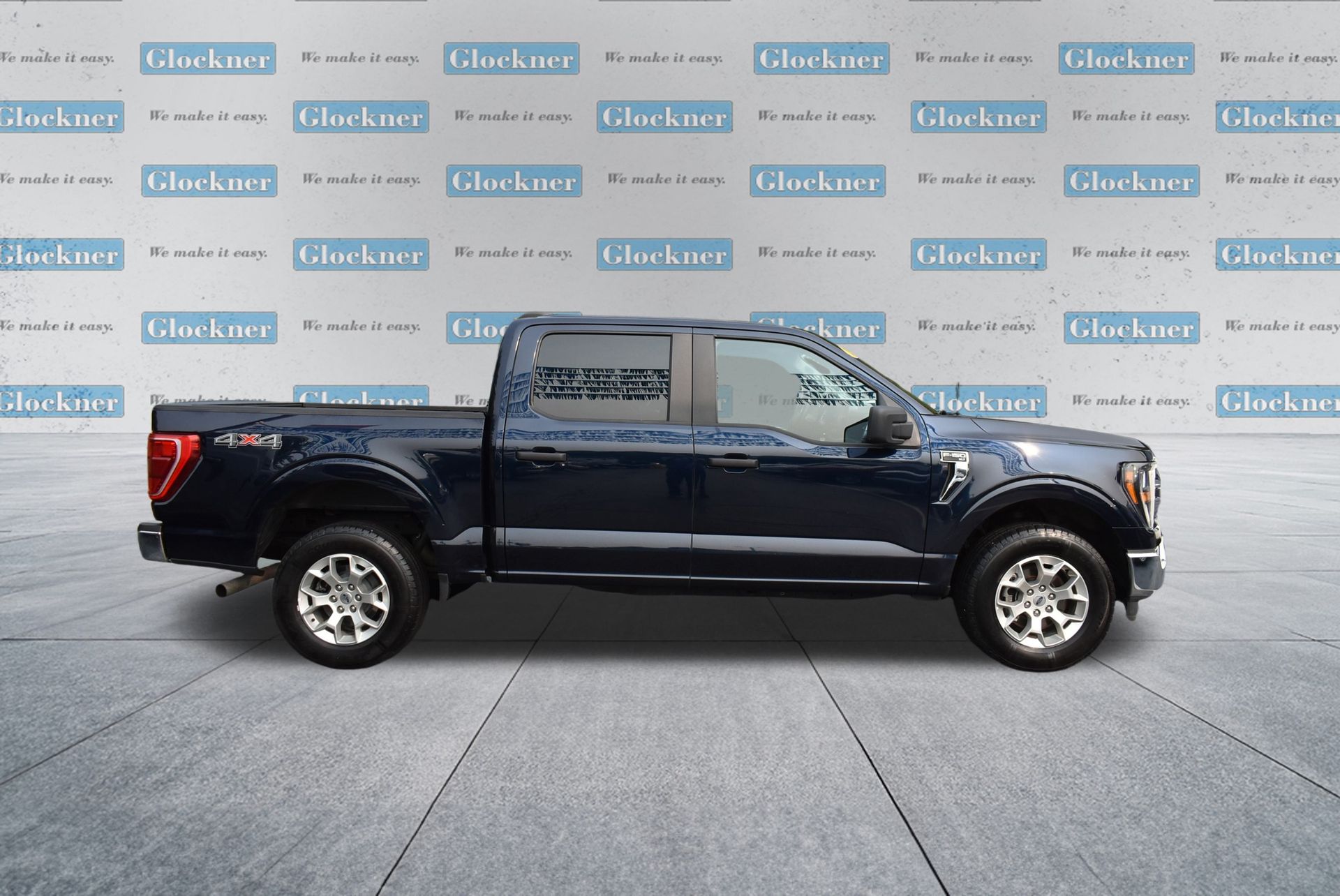 2023 Ford F-150 XLT photo 2