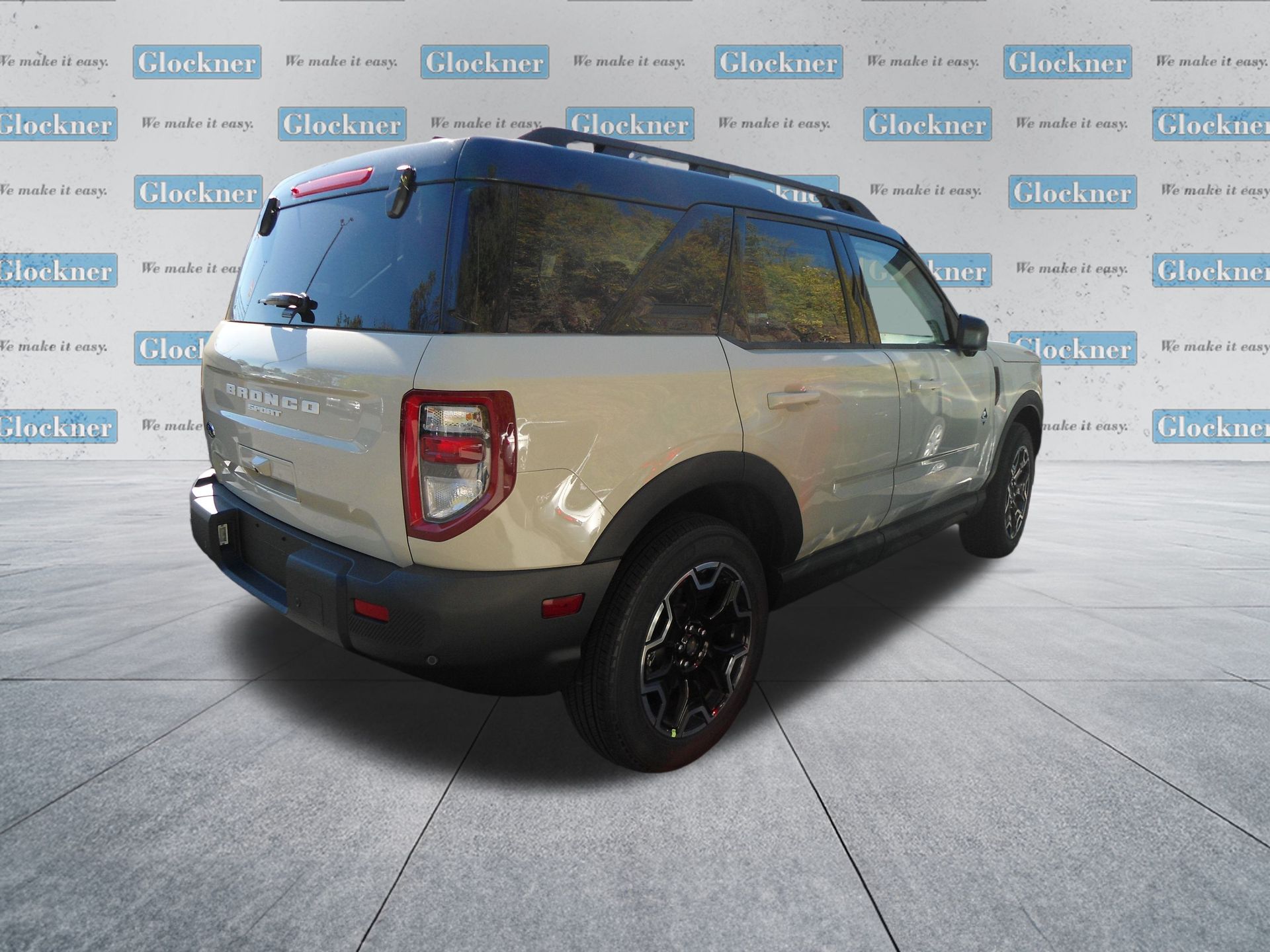 2025 Ford Bronco Sport Outer Banks photo 3