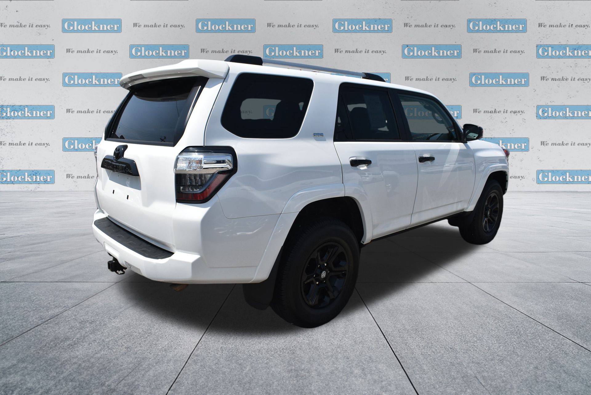 2024 Toyota 4Runner SR5 photo 4