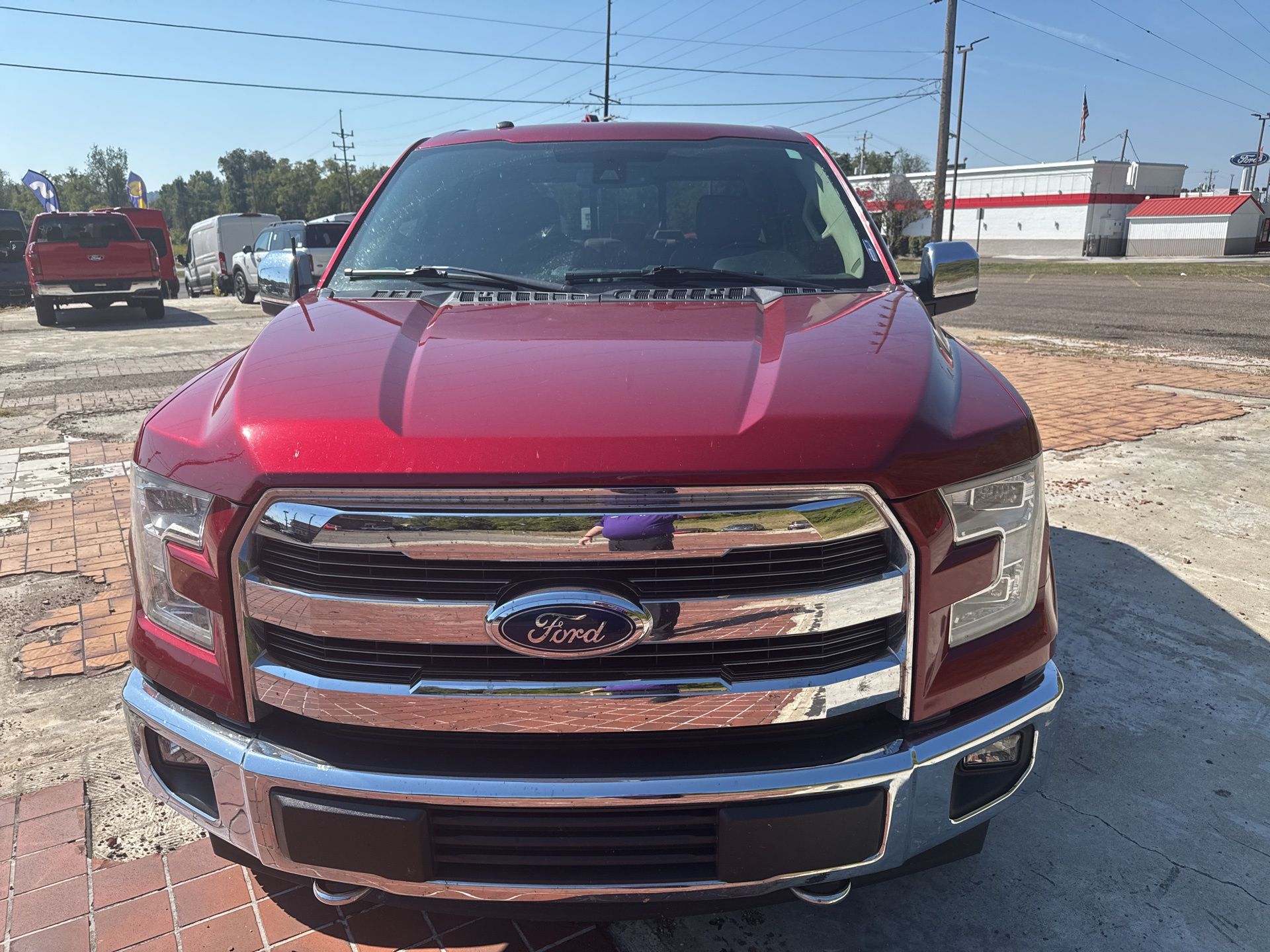 2017 Ford F-150 Lariat photo 2