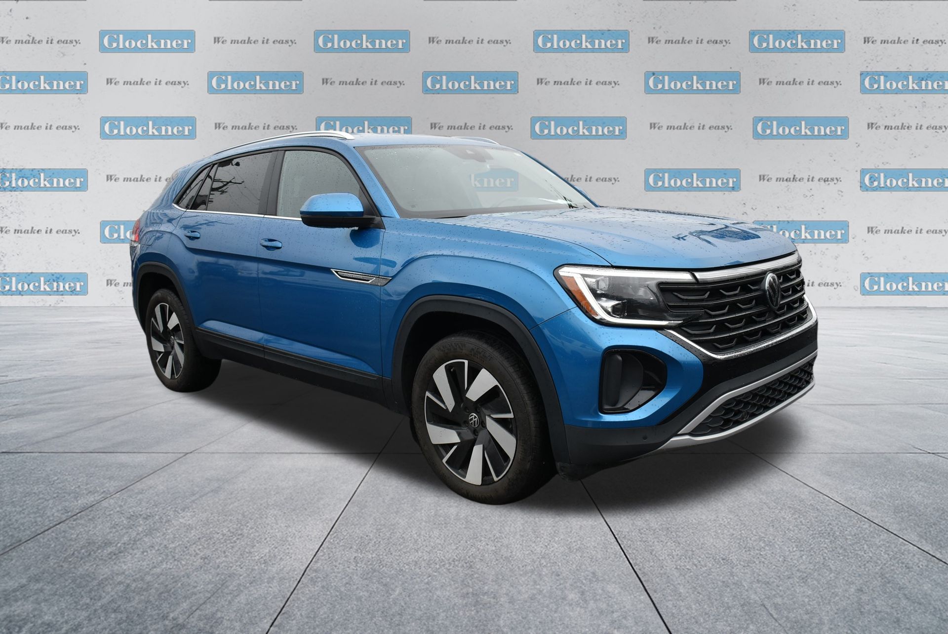 2024 Volkswagen Atlas Cross Sport SE Technology photo 2