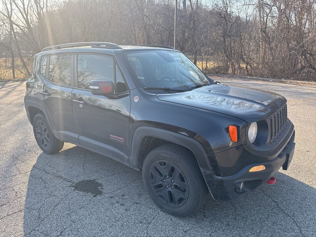 Used 2018 Jeep Renegade Trailhawk SUV