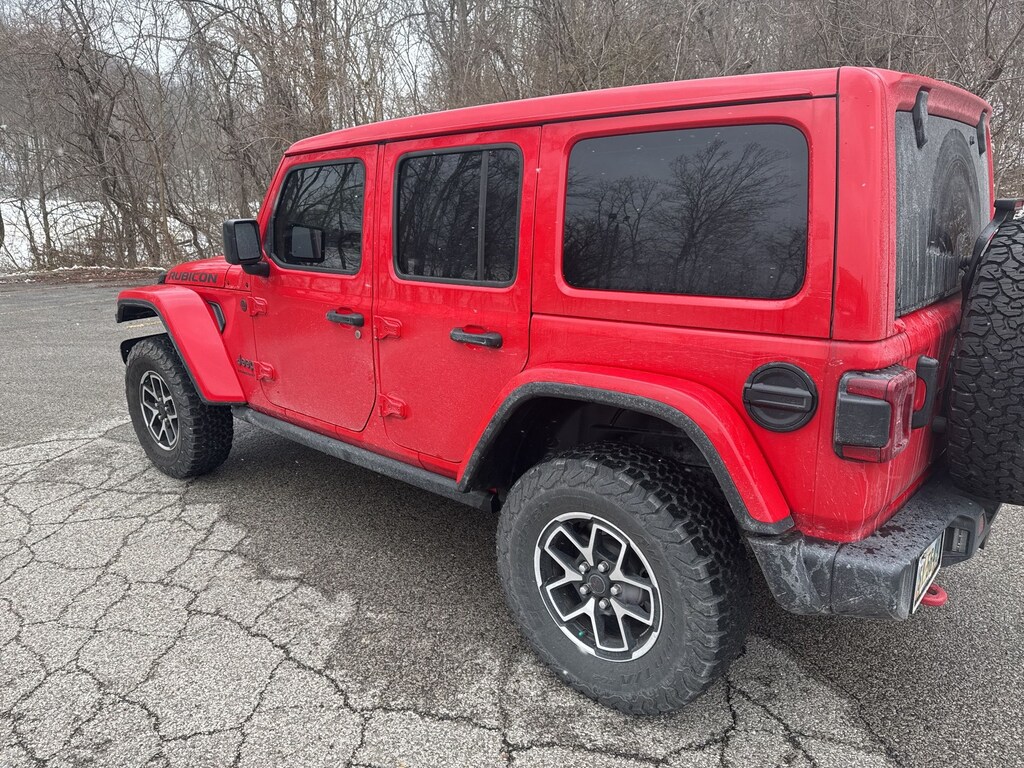 Used 2025 Jeep Wrangler Rubicon SUV