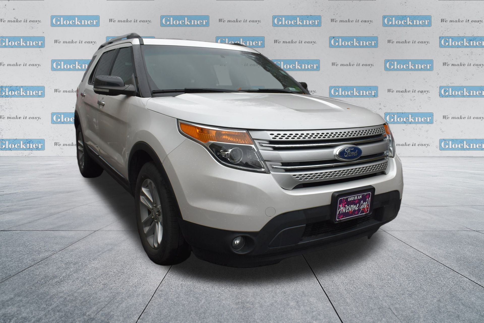 2012 Ford Explorer XLT photo 2