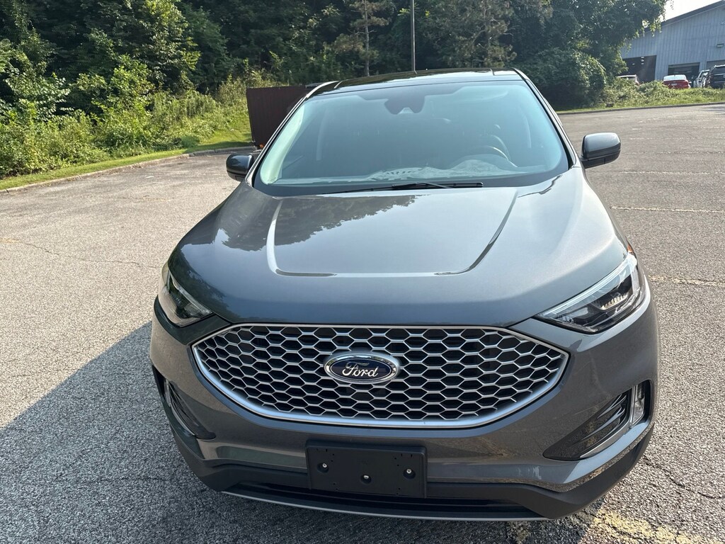 Used 2024 Ford Edge SEL SUV