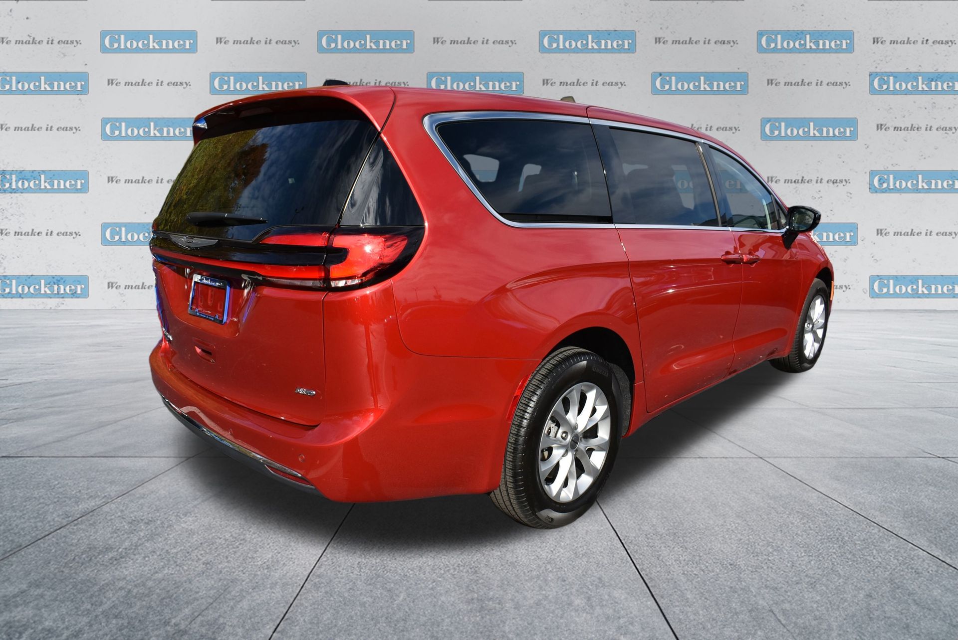 2024 Chrysler Pacifica Touring L photo 4