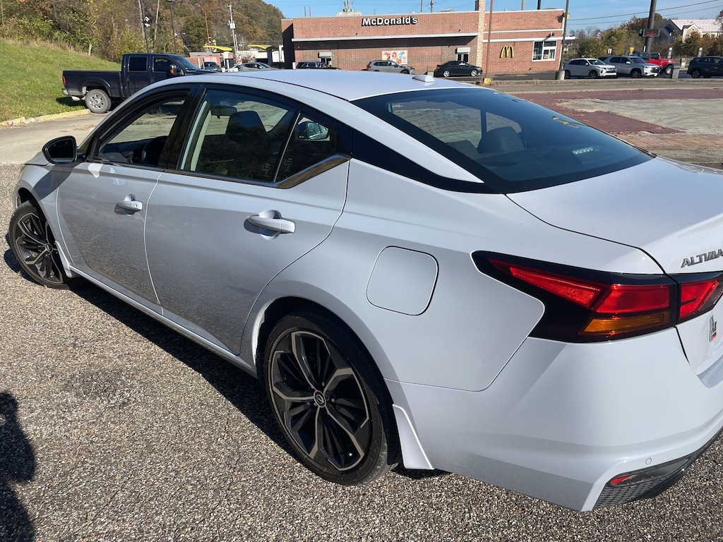 Used 2024 Nissan Altima 2.5 SR Sedan