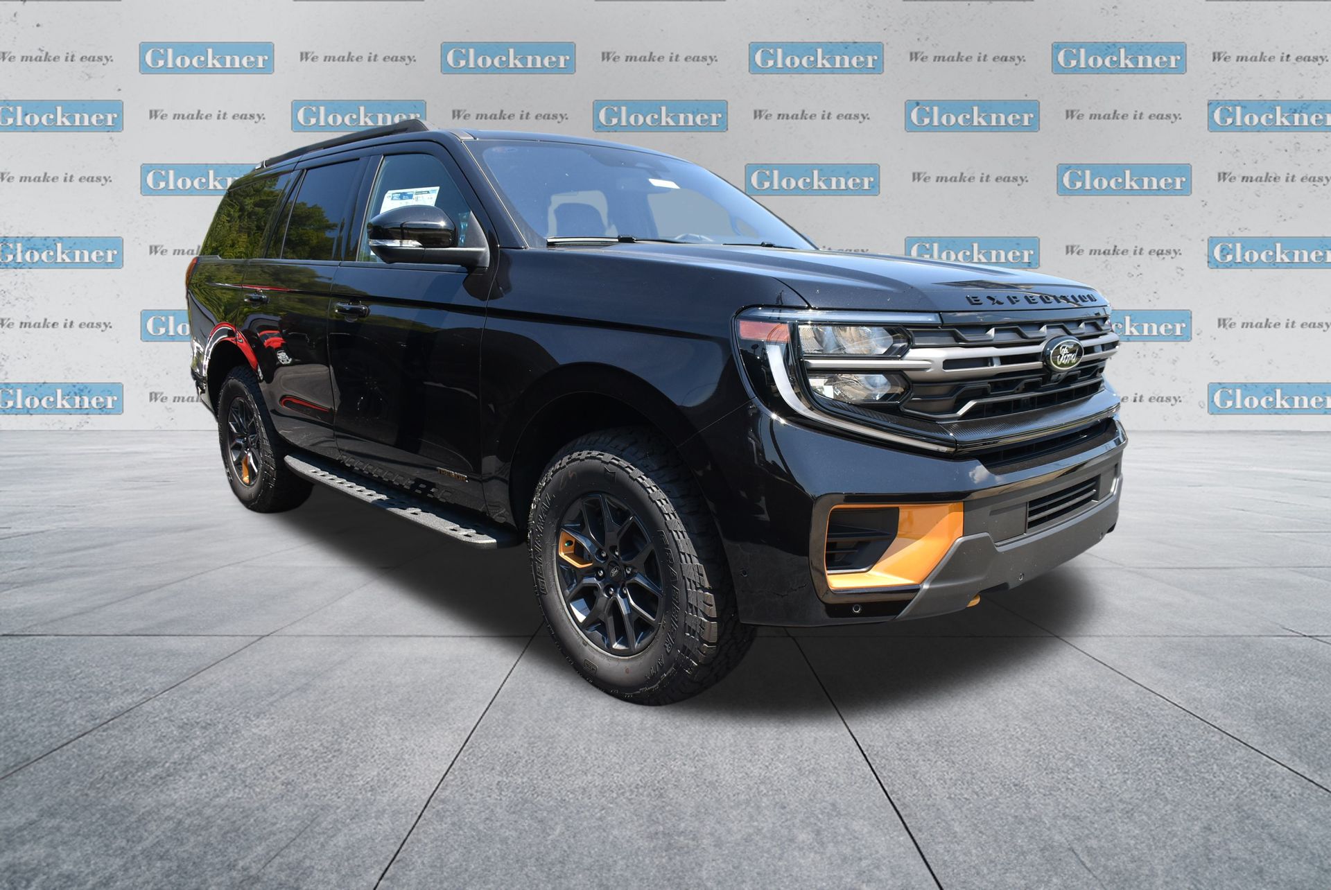 2025 Ford Expedition photo 2