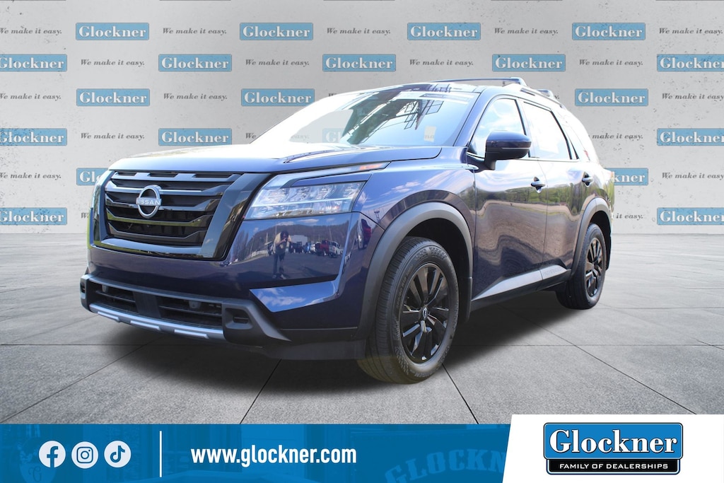 Used 2024 Nissan Pathfinder SL SUV