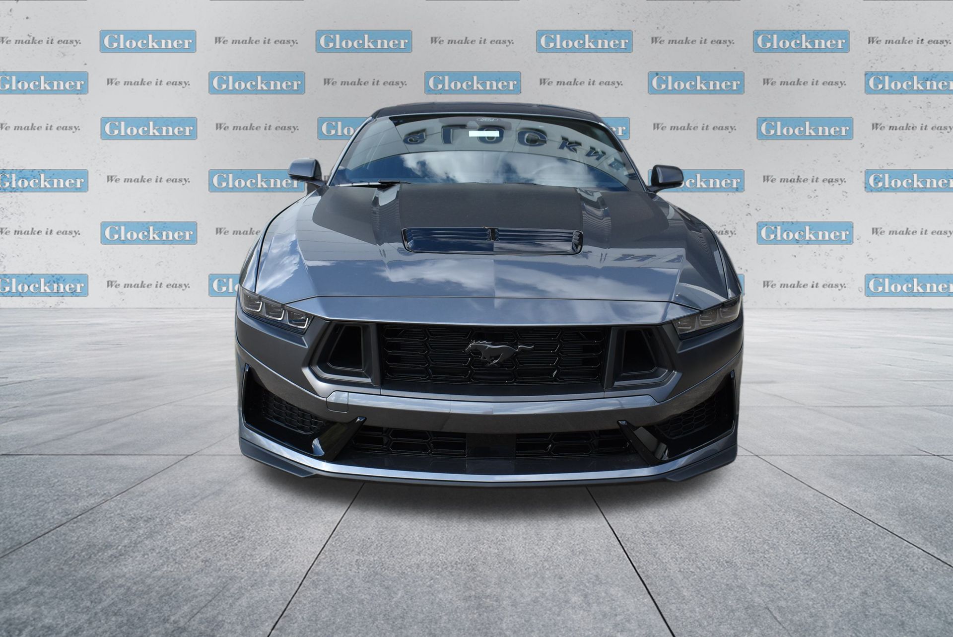 2025 Ford Mustang Dark Horse Deluxe photo 2